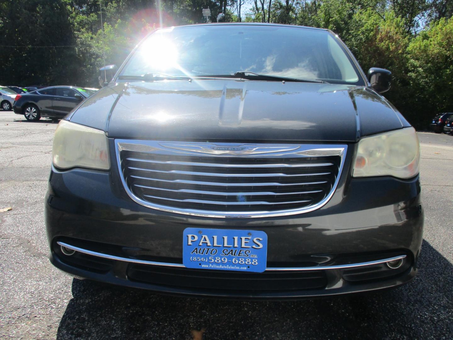 2012 BLACK Chrysler Town & Country Touring (2C4RC1BG0CR) with an 3.6L V6 DOHC 24V engine, 6-Speed Automatic transmission, located at 540a Delsea Drive, Sewell, NJ, 08080, (856) 589-6888, 39.752560, -75.111206 - Photo#11