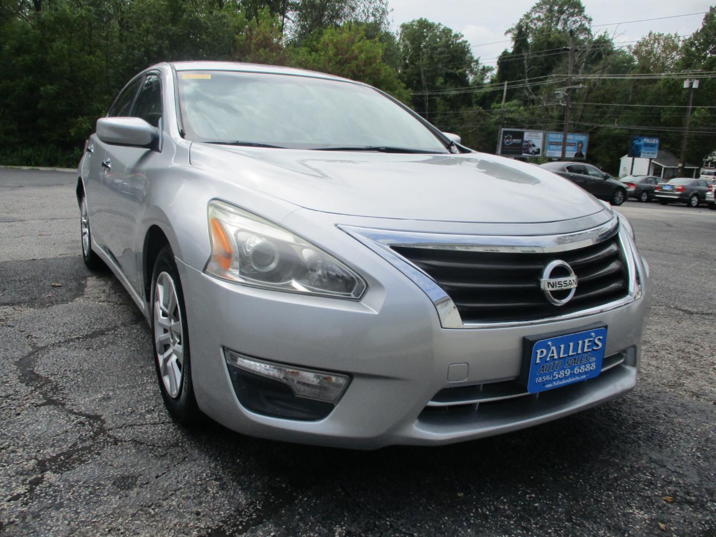 2013 Nissan Altima 2.5 S (1N4AL3AP8DC) with an 2.5L L4 DOHC 16V engine, located at 540a Delsea Drive, Sewell, NJ, 08080, (856) 589-6888, 39.752560, -75.111206 - Photo#10