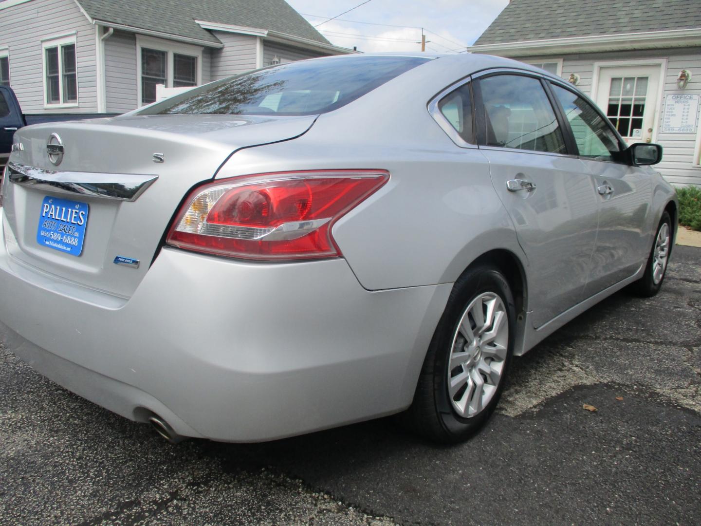 2013 Nissan Altima 2.5 S (1N4AL3AP8DC) with an 2.5L L4 DOHC 16V engine, located at 540a Delsea Drive, Sewell, NJ, 08080, (856) 589-6888, 39.752560, -75.111206 - Photo#6