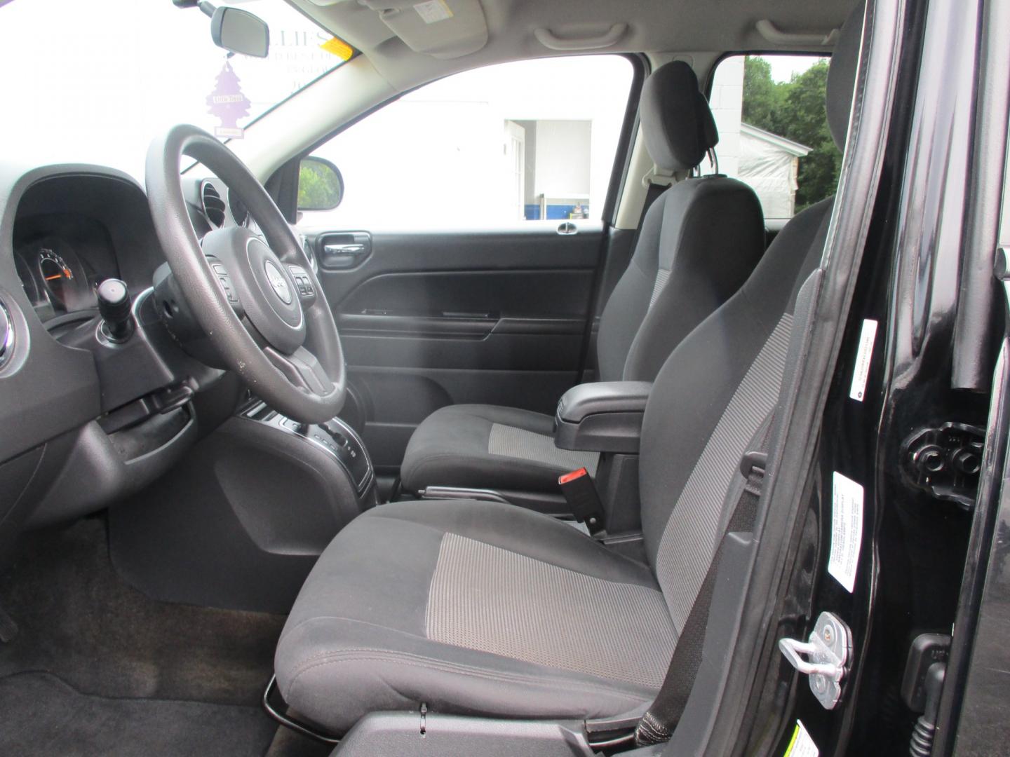 2014 Jeep Compass Sport 4WD (1C4NJDBBXED) with an 2.4L L4 DOHC 16V engine, located at 540a Delsea Drive, Sewell, NJ, 08080, (856) 589-6888, 39.752560, -75.111206 - Photo#13