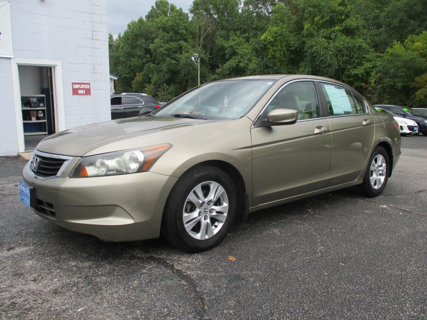 2009 Honda Accord LX-P Sedan AT (1HGCP26489A) with an 2.4L L4 DOHC 16V engine, 5-Speed Automatic transmission, located at 540a Delsea Drive, Sewell, NJ, 08080, (856) 589-6888, 39.752560, -75.111206 - Photo#1