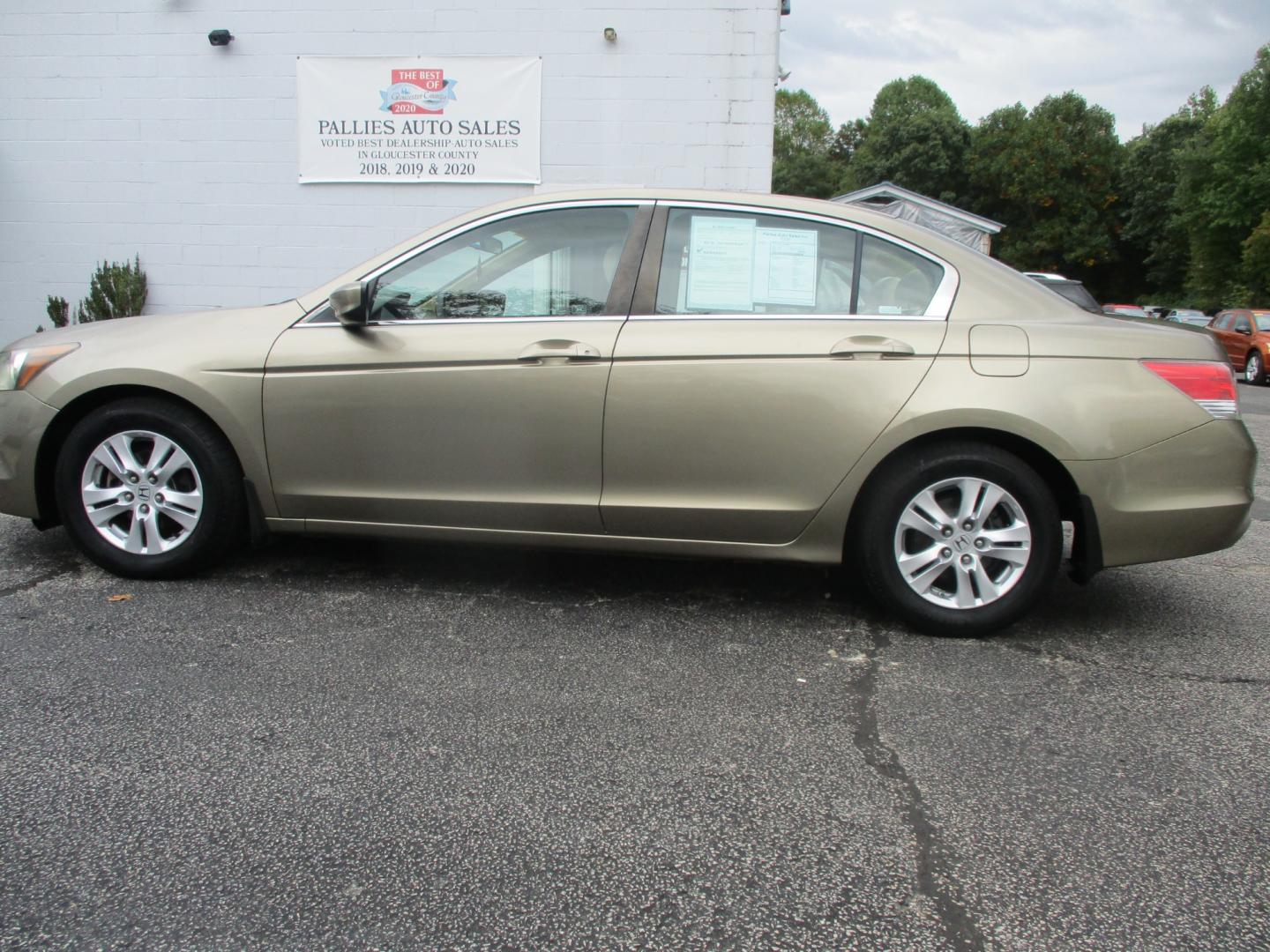 2009 Honda Accord LX-P Sedan AT (1HGCP26489A) with an 2.4L L4 DOHC 16V engine, 5-Speed Automatic transmission, located at 540a Delsea Drive, Sewell, NJ, 08080, (856) 589-6888, 39.752560, -75.111206 - Photo#2