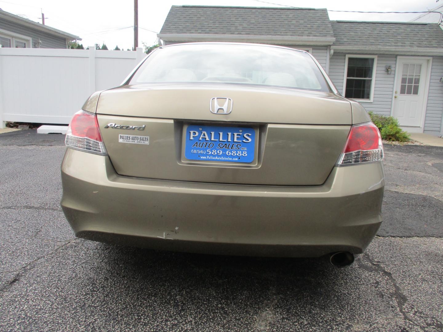 2009 Honda Accord LX-P Sedan AT (1HGCP26489A) with an 2.4L L4 DOHC 16V engine, 5-Speed Automatic transmission, located at 540a Delsea Drive, Sewell, NJ, 08080, (856) 589-6888, 39.752560, -75.111206 - Photo#5