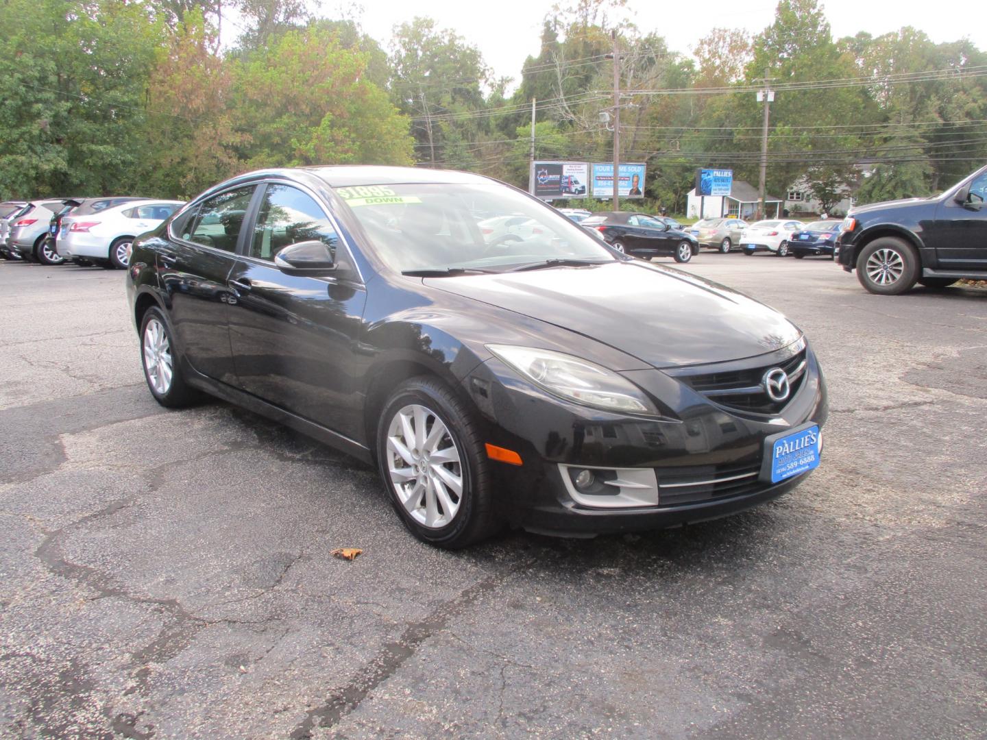 2011 Mazda MAZDA6 I Grand Touring (1YVHZ8CH6B5) with an 2.5L L4 DOHC 16V engine, 5-Speed Automatic transmission, located at 540a Delsea Drive, Sewell, NJ, 08080, (856) 589-6888, 39.752560, -75.111206 - Photo#10