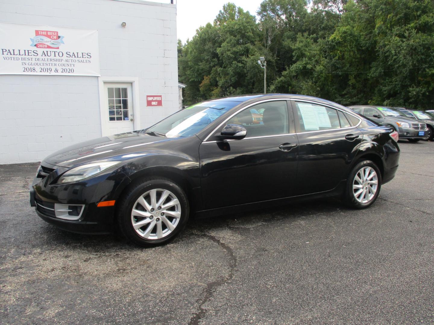 2011 Mazda MAZDA6 I Grand Touring (1YVHZ8CH6B5) with an 2.5L L4 DOHC 16V engine, 5-Speed Automatic transmission, located at 540a Delsea Drive, Sewell, NJ, 08080, (856) 589-6888, 39.752560, -75.111206 - Photo#1