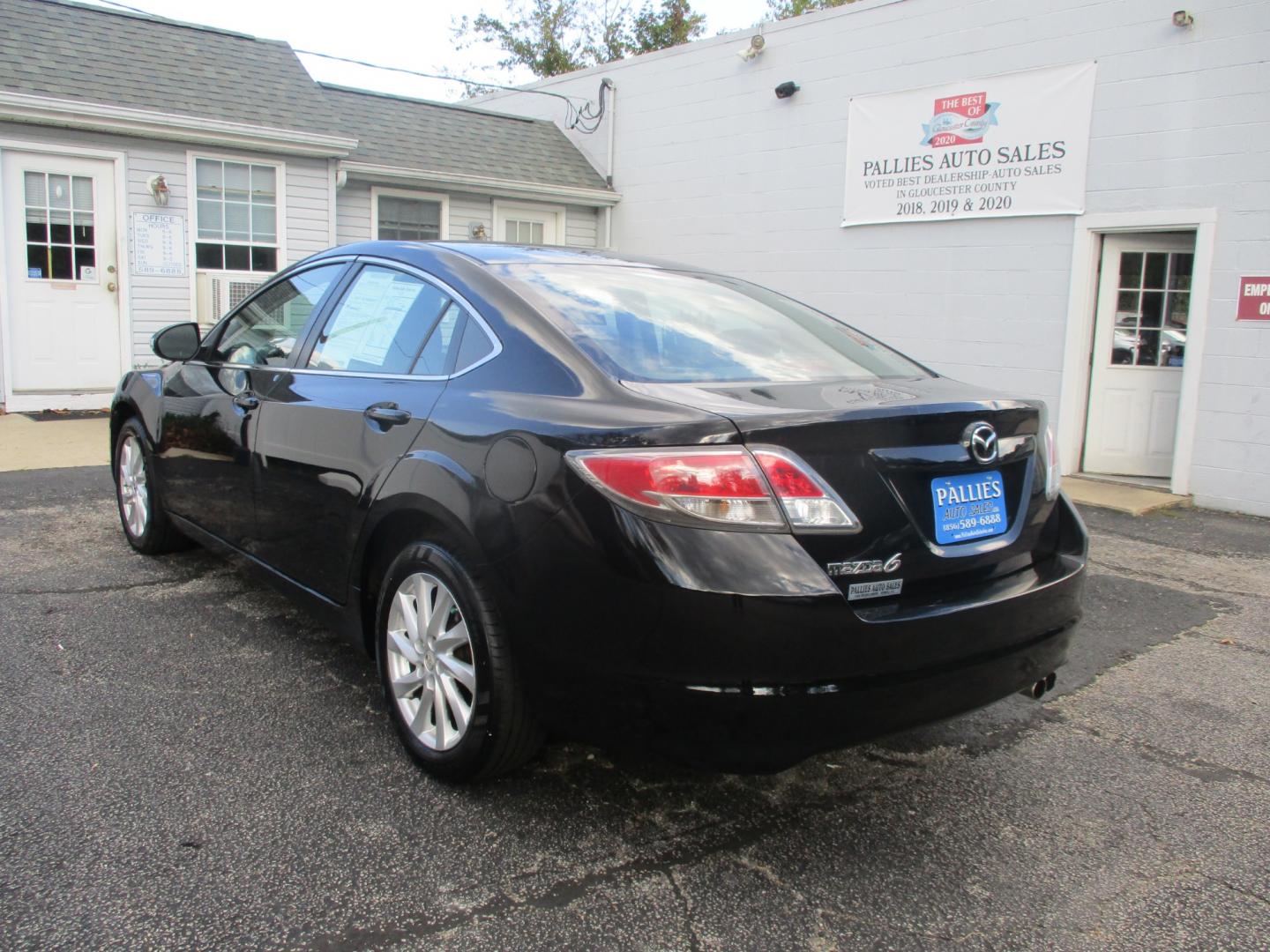 2011 Mazda MAZDA6 I Grand Touring (1YVHZ8CH6B5) with an 2.5L L4 DOHC 16V engine, 5-Speed Automatic transmission, located at 540a Delsea Drive, Sewell, NJ, 08080, (856) 589-6888, 39.752560, -75.111206 - Photo#3