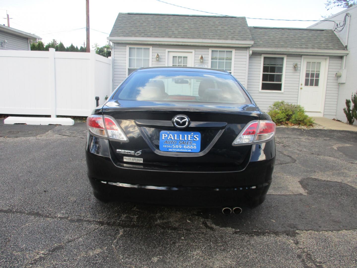 2011 Mazda MAZDA6 I Grand Touring (1YVHZ8CH6B5) with an 2.5L L4 DOHC 16V engine, 5-Speed Automatic transmission, located at 540a Delsea Drive, Sewell, NJ, 08080, (856) 589-6888, 39.752560, -75.111206 - Photo#6