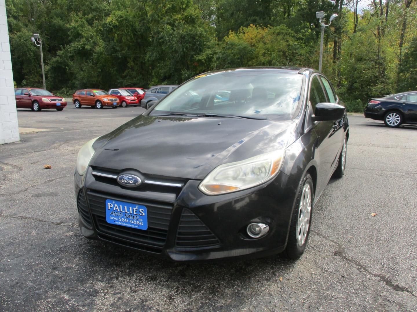 2012 Ford Focus SE Sedan (1FAHP3F21CL) with an 2.0L L4 DOHC 16V engine, located at 540a Delsea Drive, Sewell, NJ, 08080, (856) 589-6888, 39.752560, -75.111206 - Photo#0