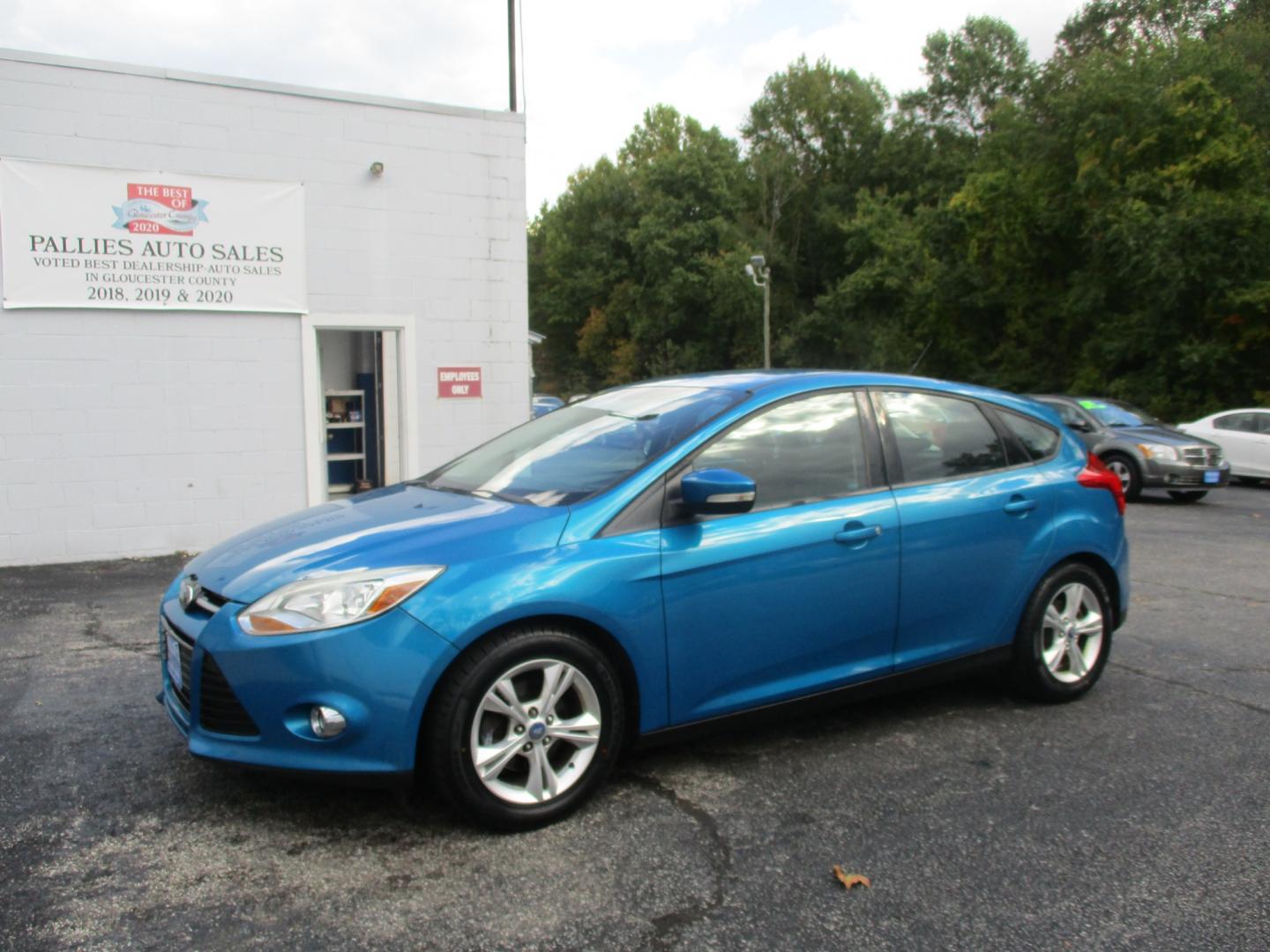 2012 Ford Focus SE (1FAHP3K26CL) with an 2.0L L4 DOHC 16V engine, located at 540a Delsea Drive, Sewell, NJ, 08080, (856) 589-6888, 39.752560, -75.111206 - Photo#1