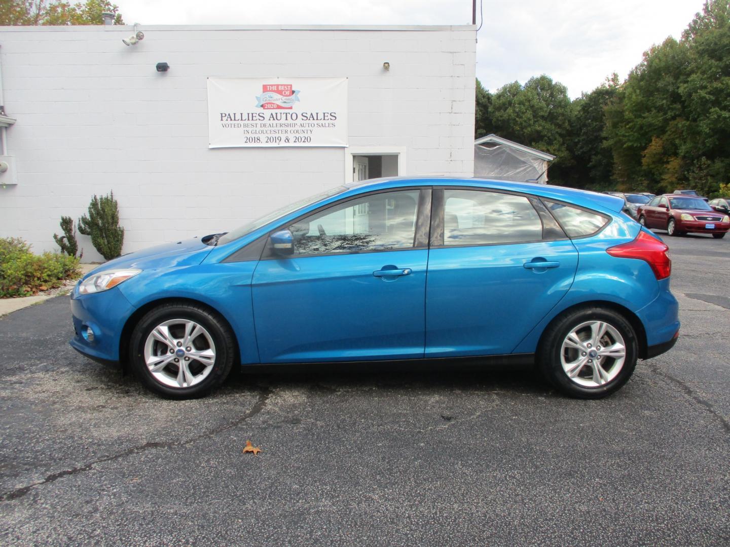 2012 Ford Focus SE (1FAHP3K26CL) with an 2.0L L4 DOHC 16V engine, located at 540a Delsea Drive, Sewell, NJ, 08080, (856) 589-6888, 39.752560, -75.111206 - Photo#2