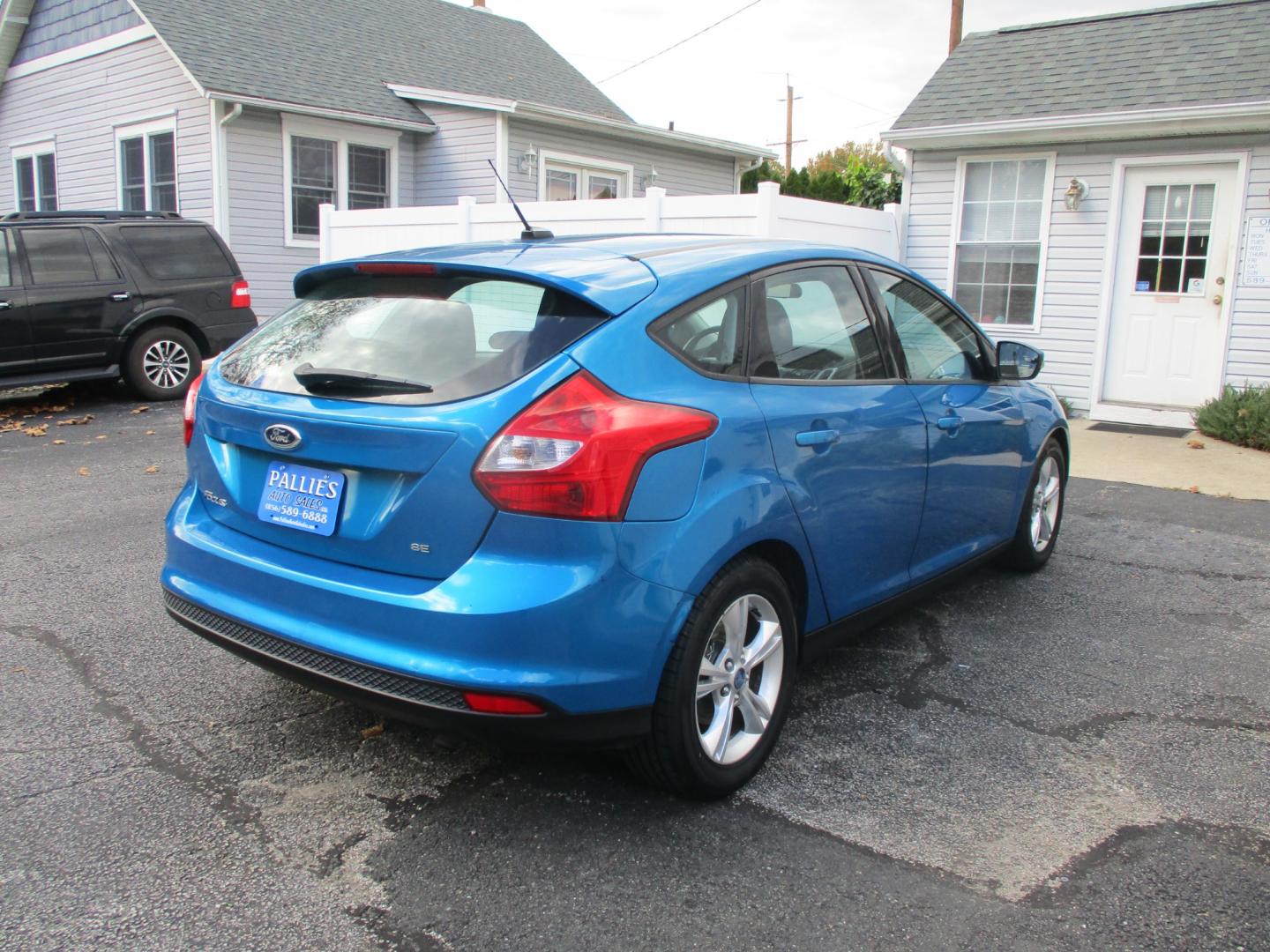 2012 Ford Focus SE (1FAHP3K26CL) with an 2.0L L4 DOHC 16V engine, located at 540a Delsea Drive, Sewell, NJ, 08080, (856) 589-6888, 39.752560, -75.111206 - Photo#8