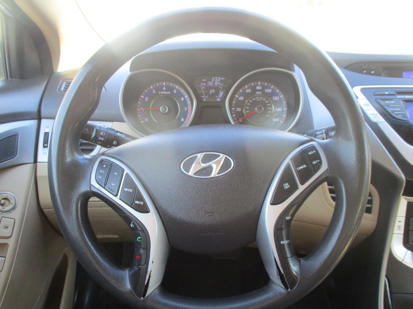 2012 Hyundai Elantra GLS A/T (KMHDH4AE2CU) with an 1.8L L4 DOHC 16V engine, 6-Speed Automatic transmission, located at 540a Delsea Drive, Sewell, NJ, 08080, (856) 589-6888, 39.752560, -75.111206 - Photo#15