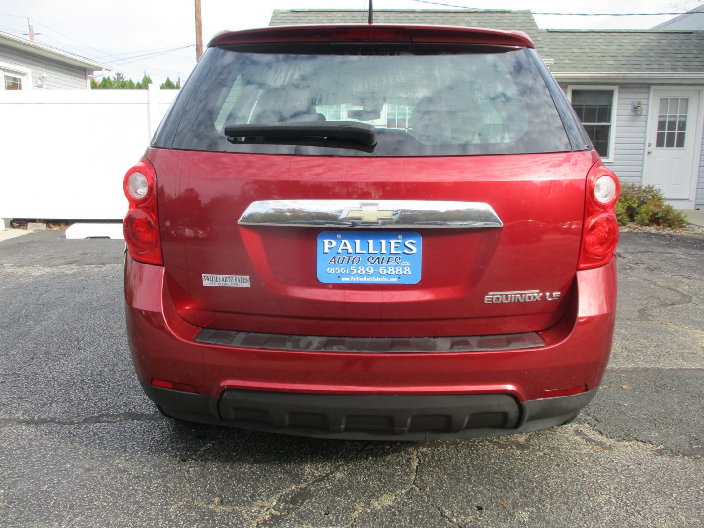 2010 Chevrolet Equinox LS FWD (2CNALBEW7A6) with an 2.4L L4 DOHC 16V engine, 6-Speed Automatic transmission, located at 540a Delsea Drive, Sewell, NJ, 08080, (856) 589-6888, 39.752560, -75.111206 - Photo#5