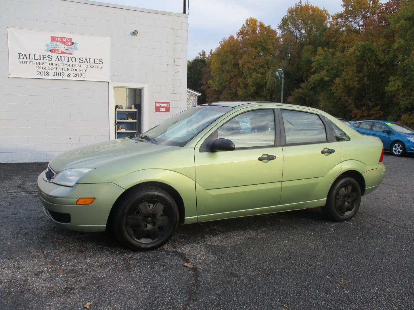 2007 Ford Focus ZX4 S (1FAHP34N17W) with an 2.0L L4 DOHC 16V engine, AUTOMATIC transmission, located at 540a Delsea Drive, Sewell, NJ, 08080, (856) 589-6888, 39.752560, -75.111206 - Photo#1