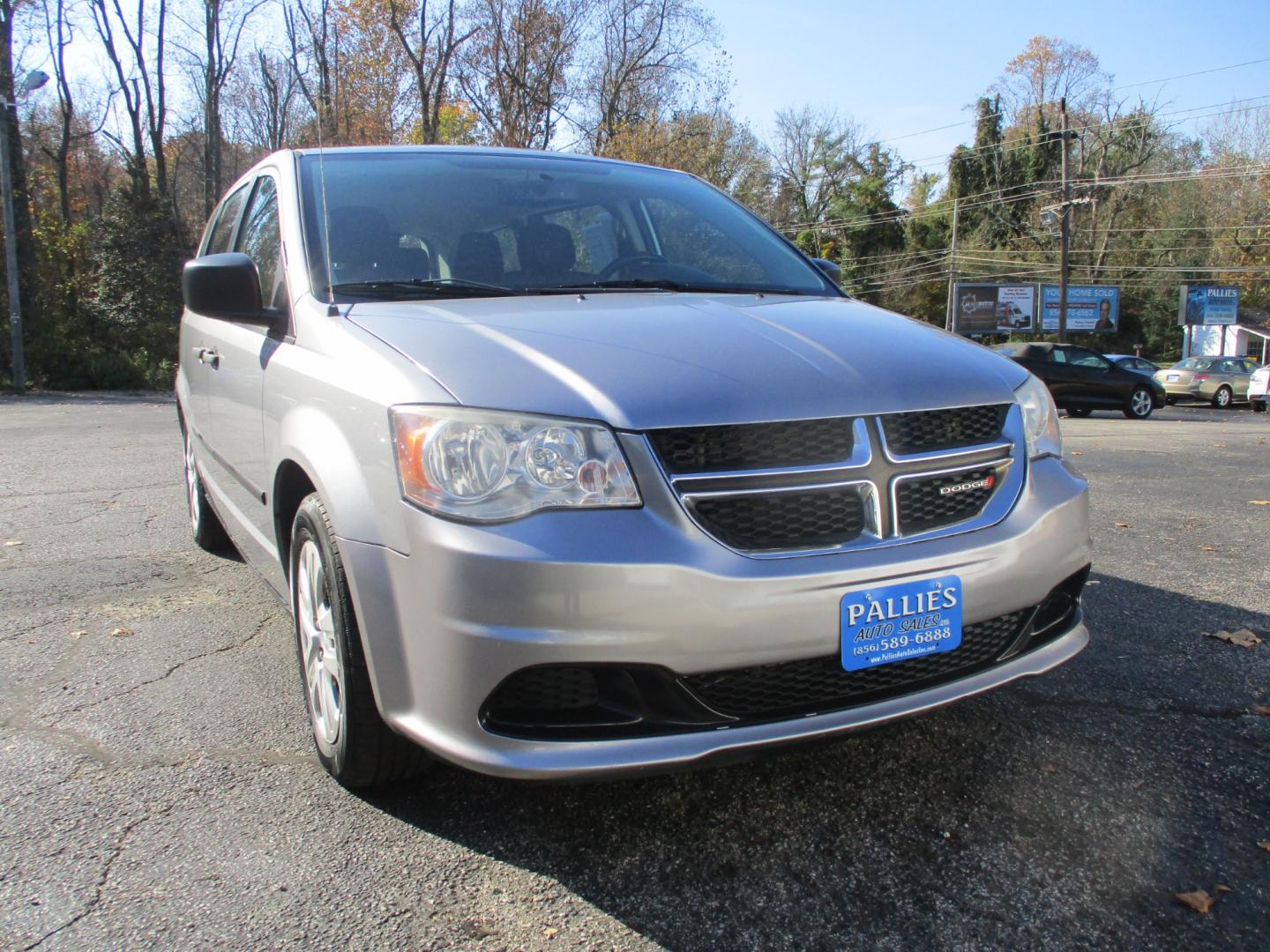 2014 Dodge Grand Caravan SE (2C4RDGBG6ER) with an 3.6L V6 DOHC 24V engine, 6-Speed Automatic transmission, located at 540a Delsea Drive, Sewell, NJ, 08080, (856) 589-6888, 39.752560, -75.111206 - Photo#8