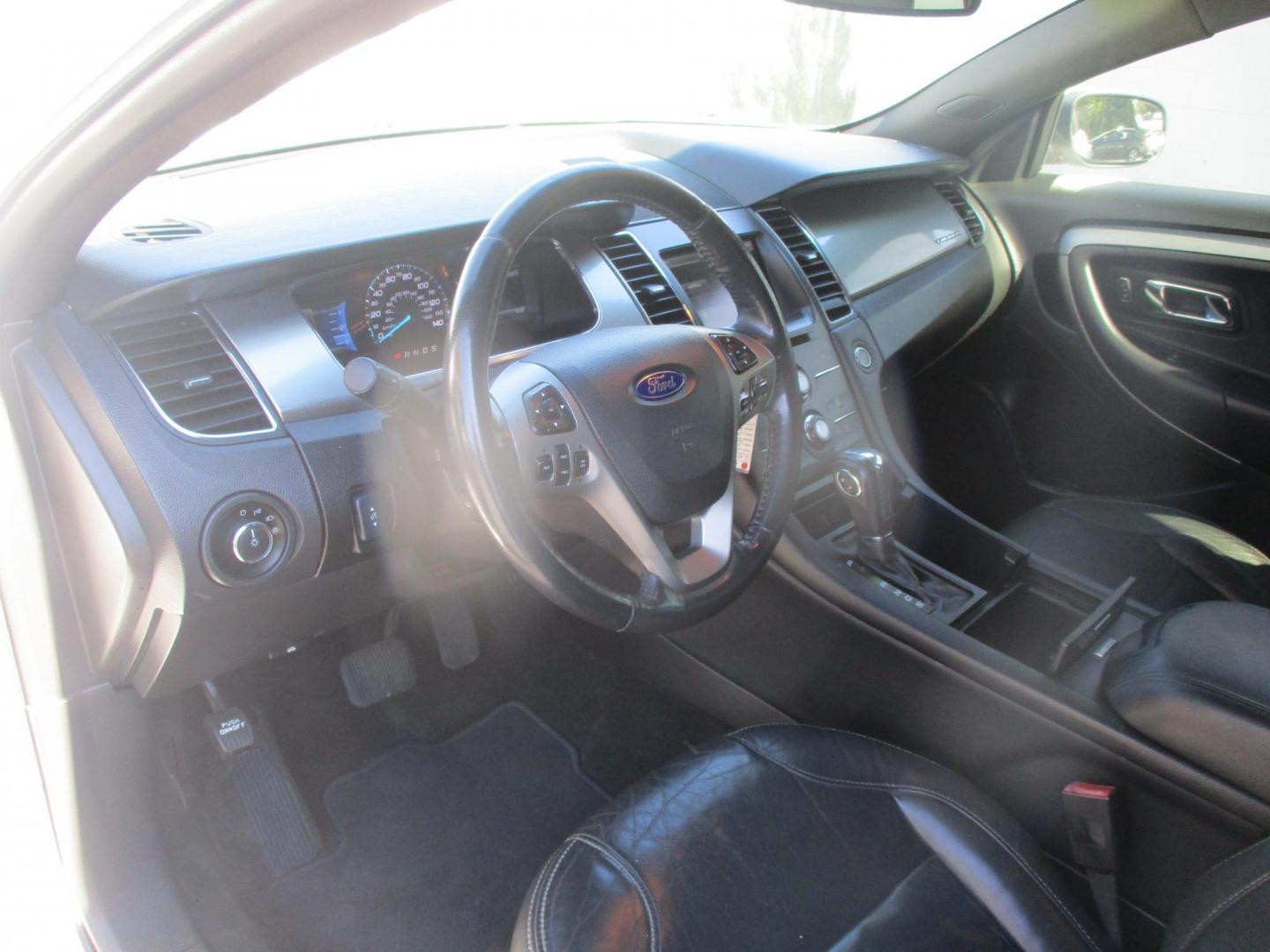 2014 WHITE Ford Taurus SEL FWD (1FAHP2E81EG) with an 3.5L V6 DOHC 24V engine, 6-Speed Automatic transmission, located at 540a Delsea Drive, Sewell, NJ, 08080, (856) 589-6888, 39.752560, -75.111206 - Photo#11