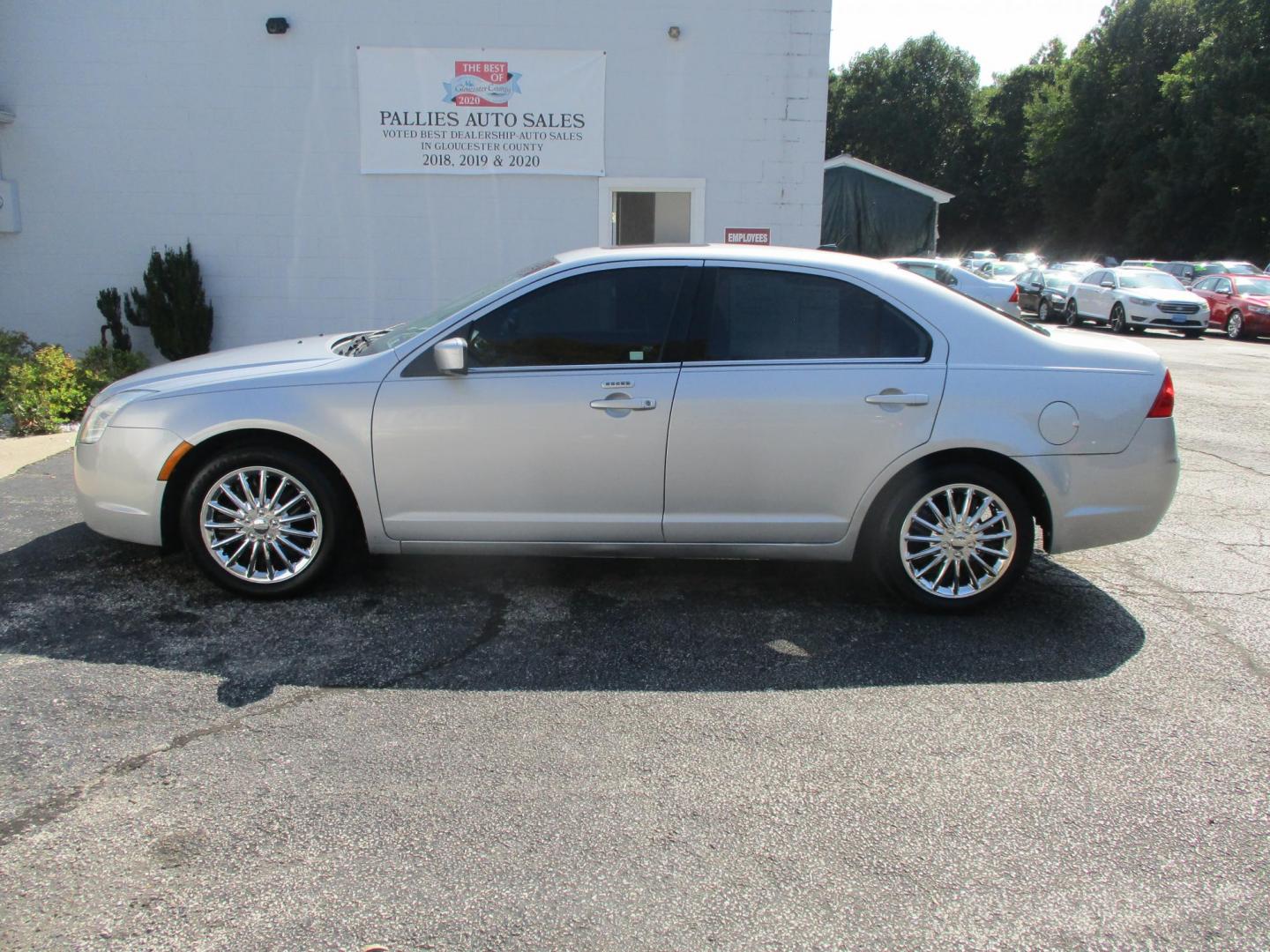 2010 SILVER Mercury Milan (3MEHM0HA9AR) , AUTOMATIC transmission, located at 540a Delsea Drive, Sewell, NJ, 08080, (856) 589-6888, 39.752560, -75.111206 - Photo#5