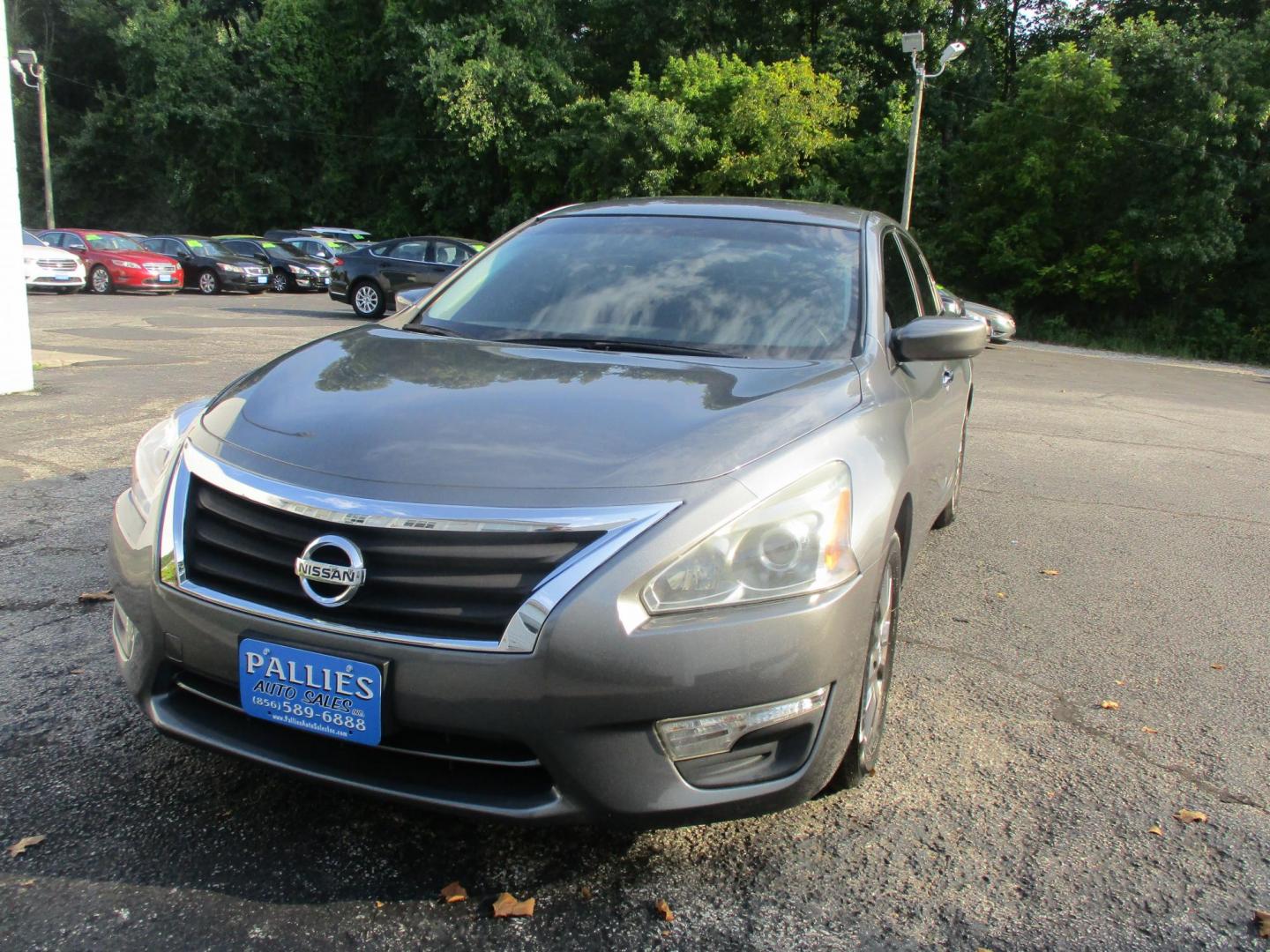 2015 GRAY Nissan Altima 2.5 S (1N4AL3APXFC) with an 2.5L L4 DOHC 16V engine, Continuously Variable Transmission transmission, located at 540a Delsea Drive, Sewell, NJ, 08080, (856) 589-6888, 39.752560, -75.111206 - Photo#0