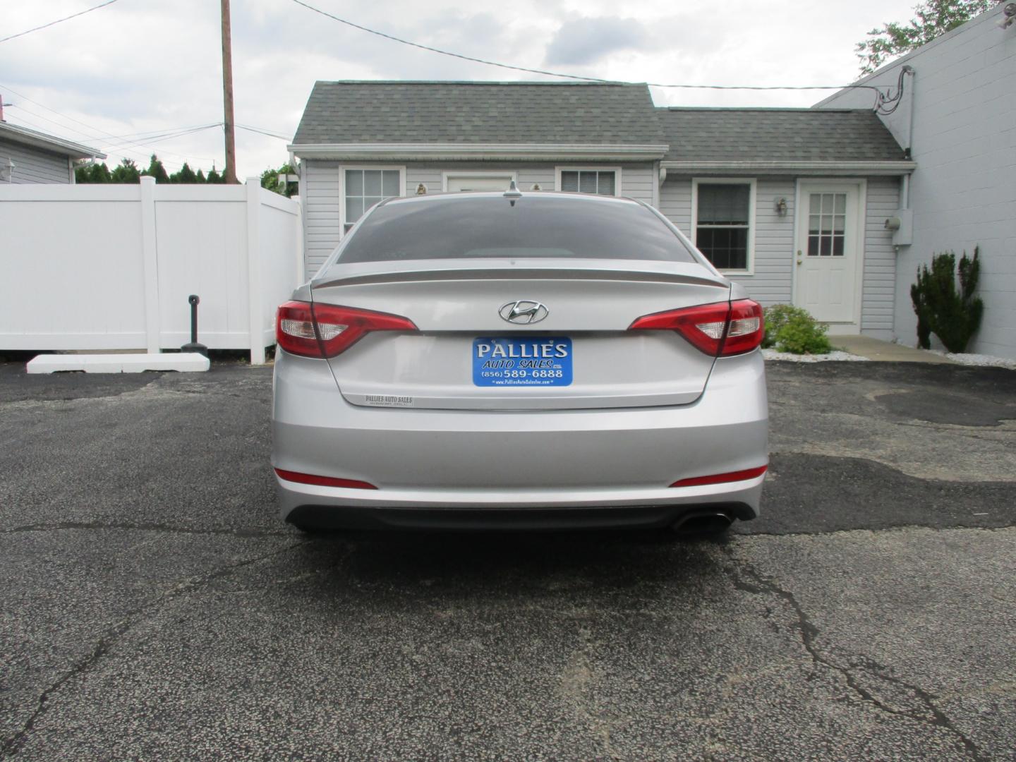 2017 SILVER Hyundai Sonata (5NPE24AF7HH) , AUTOMATIC transmission, located at 540a Delsea Drive, Sewell, NJ, 08080, (856) 589-6888, 39.752560, -75.111206 - Photo#2