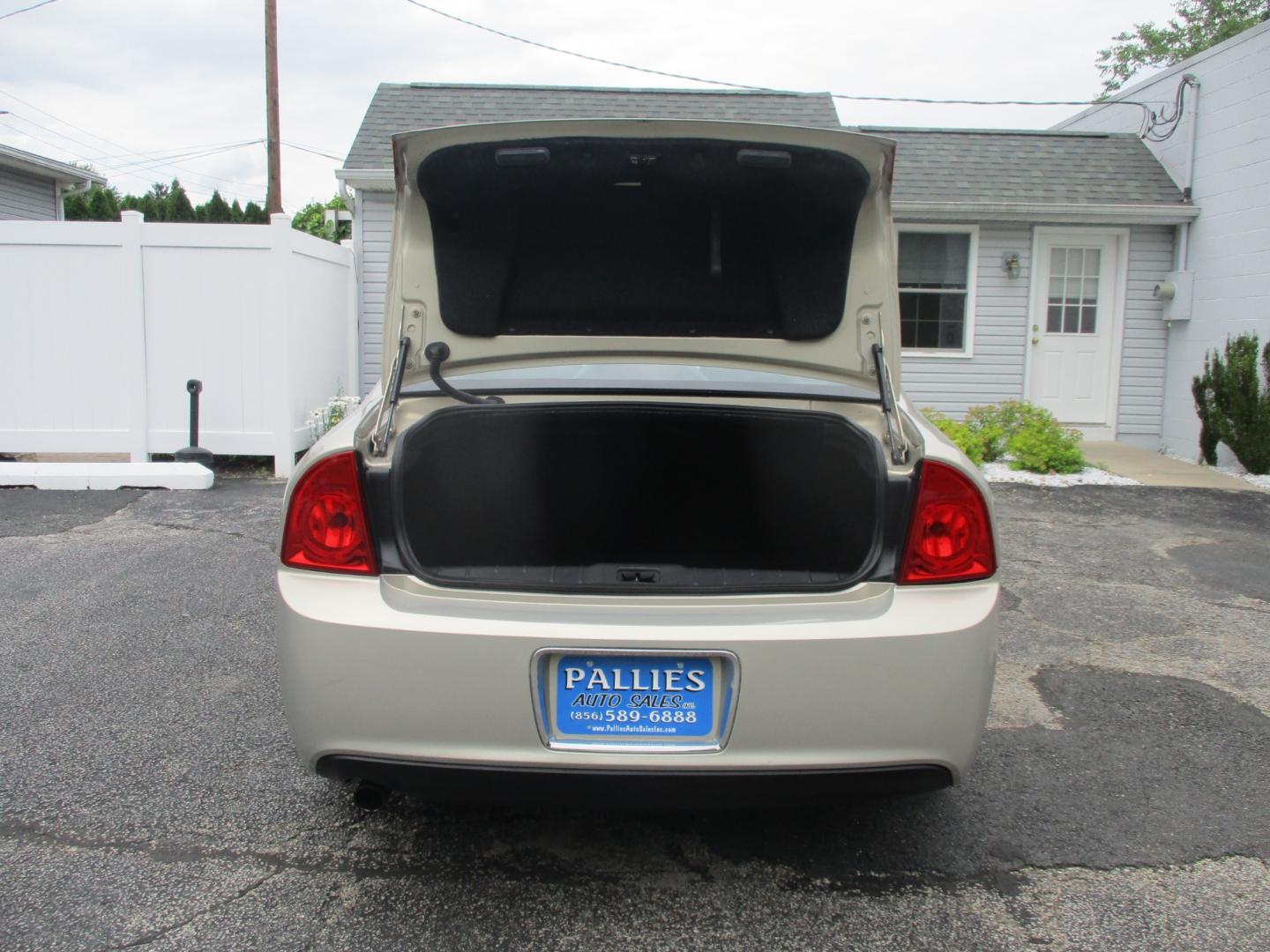 2010 GOLD Chevrolet Malibu (1G1ZC5E01AF) , AUTOMATIC transmission, located at 540a Delsea Drive, Sewell, NJ, 08080, (856) 589-6888, 39.752560, -75.111206 - Photo#20