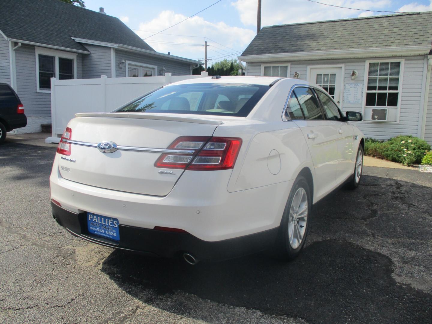 2015 WHITE Ford Taurus (1FAHP2E84FG) , AUTOMATIC transmission, located at 540a Delsea Drive, Sewell, NJ, 08080, (856) 589-6888, 39.752560, -75.111206 - Photo#8