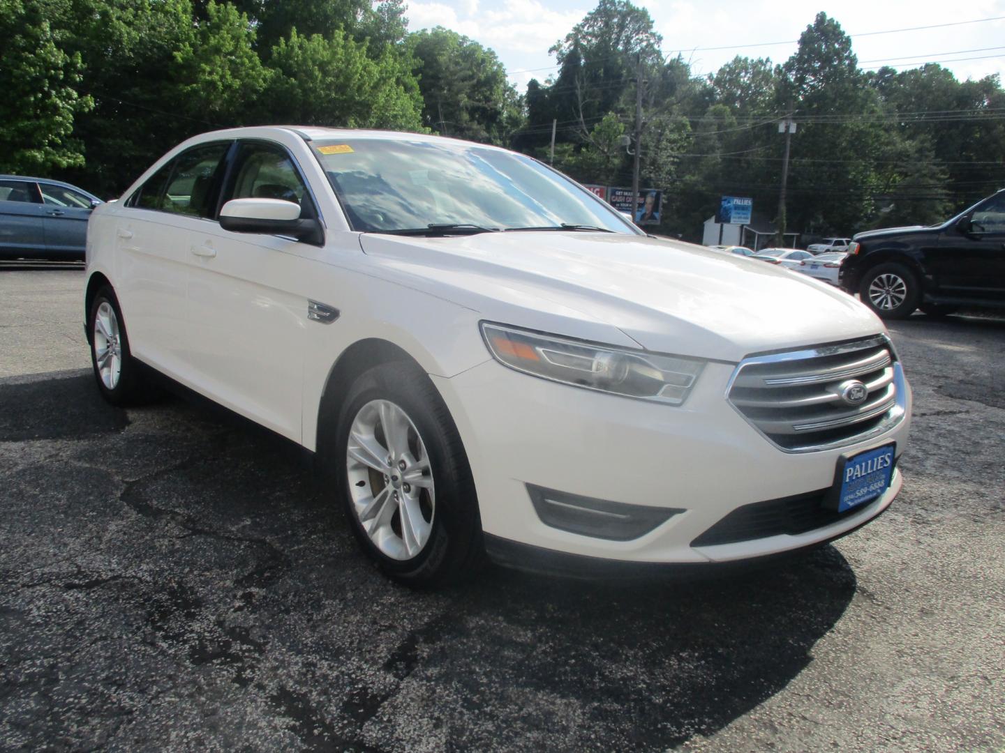 2015 WHITE Ford Taurus (1FAHP2E84FG) , AUTOMATIC transmission, located at 540a Delsea Drive, Sewell, NJ, 08080, (856) 589-6888, 39.752560, -75.111206 - Photo#10