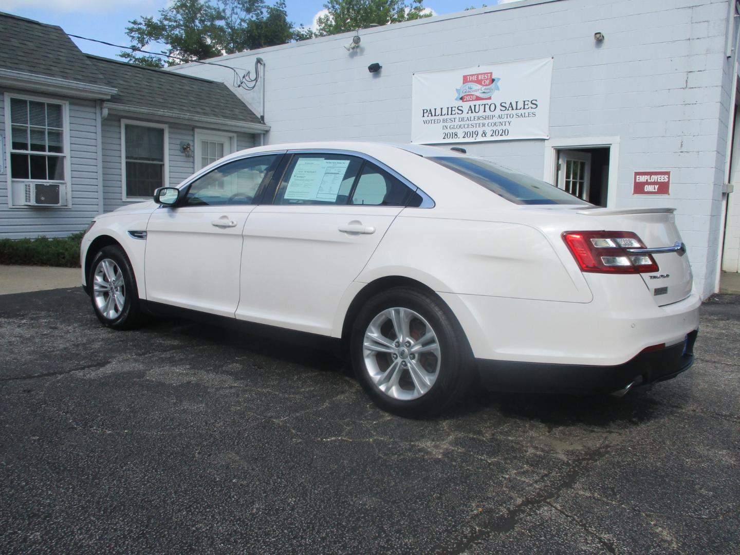 2015 WHITE Ford Taurus (1FAHP2E84FG) , AUTOMATIC transmission, located at 540a Delsea Drive, Sewell, NJ, 08080, (856) 589-6888, 39.752560, -75.111206 - Photo#3