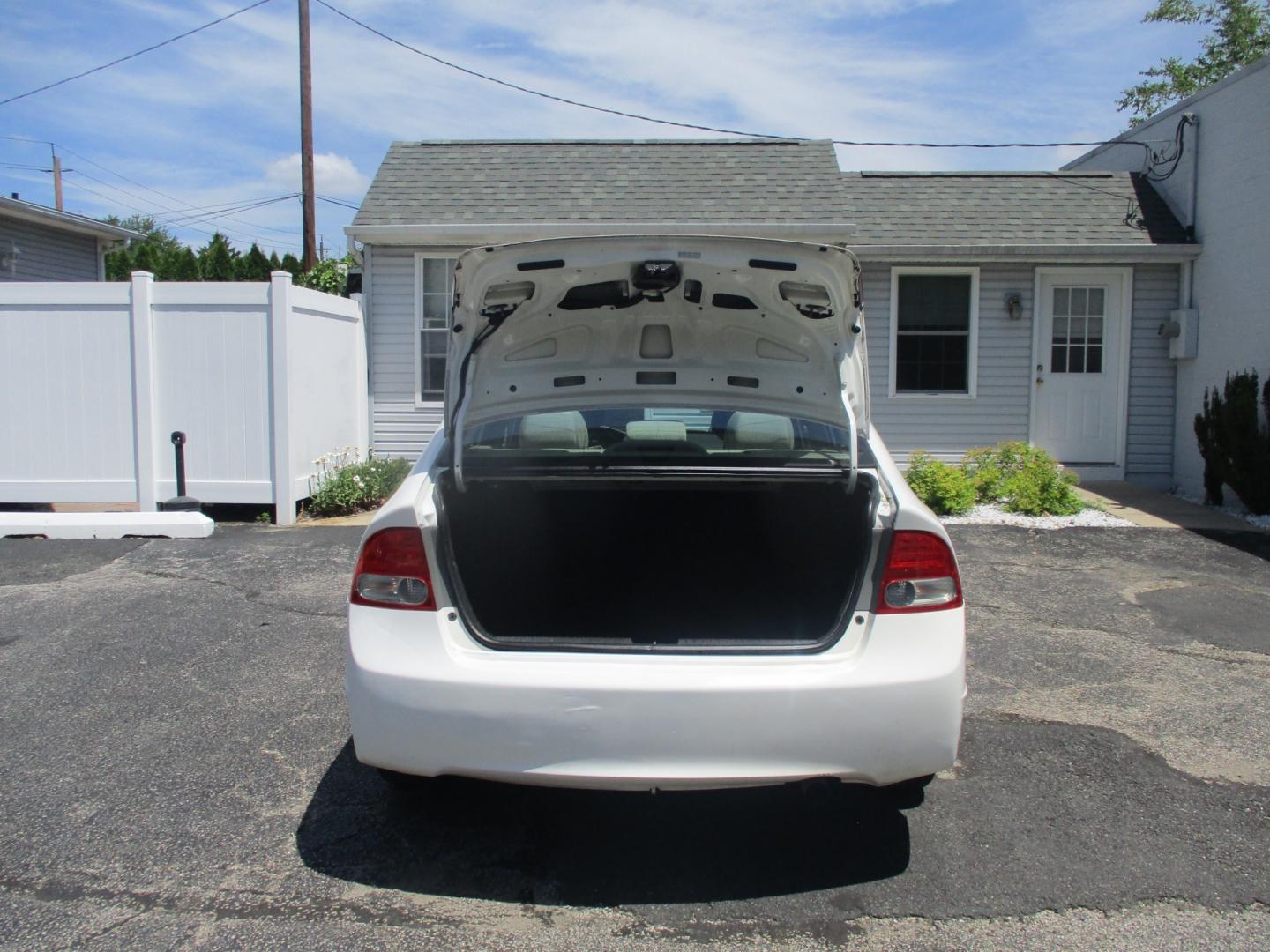 2011 WHITE Honda Civic (2HGFA1F59BH) , located at 540a Delsea Drive, Sewell, NJ, 08080, (856) 589-6888, 39.752560, -75.111206 - Photo#18