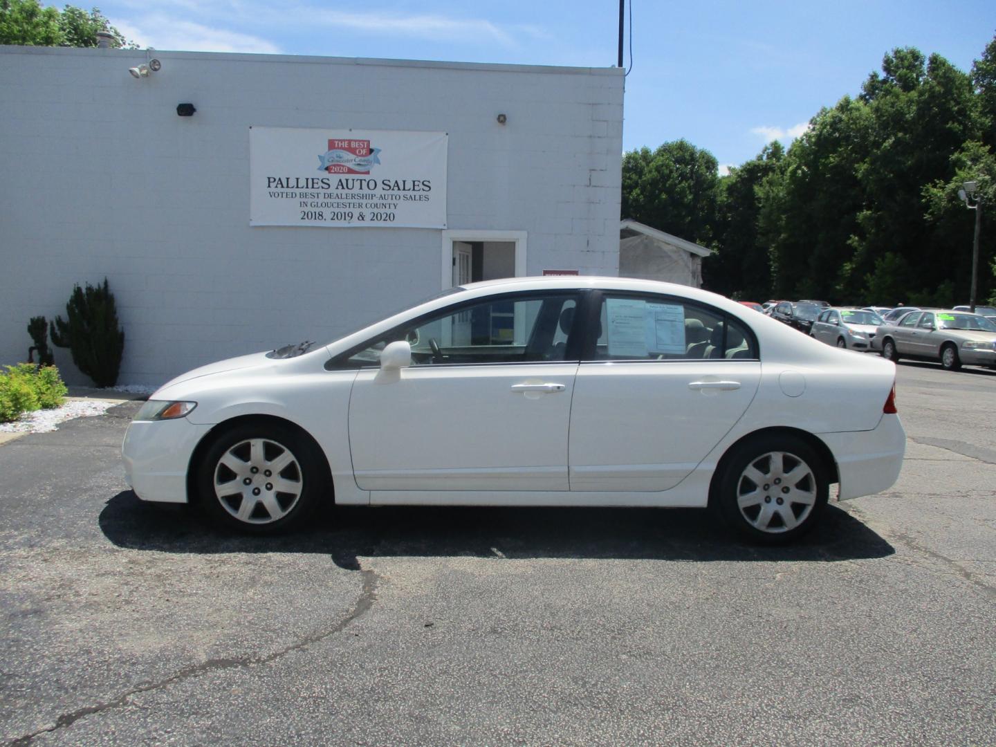 2011 WHITE Honda Civic (2HGFA1F59BH) , located at 540a Delsea Drive, Sewell, NJ, 08080, (856) 589-6888, 39.752560, -75.111206 - Photo#1