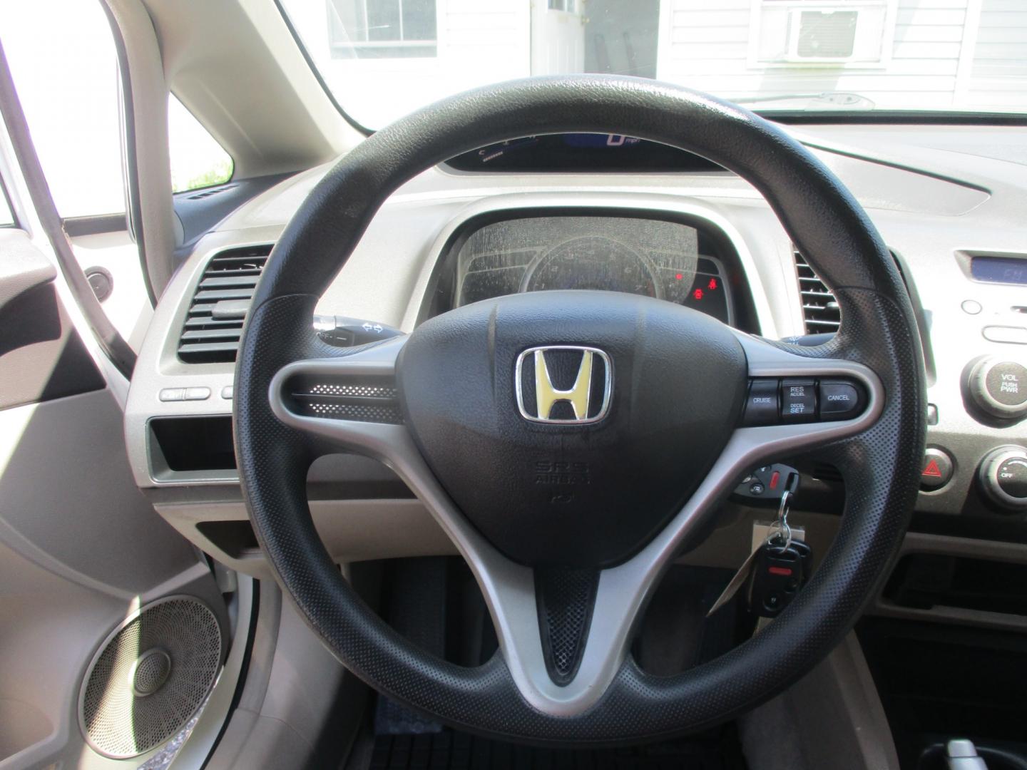 2011 WHITE Honda Civic (2HGFA1F59BH) , located at 540a Delsea Drive, Sewell, NJ, 08080, (856) 589-6888, 39.752560, -75.111206 - Photo#6