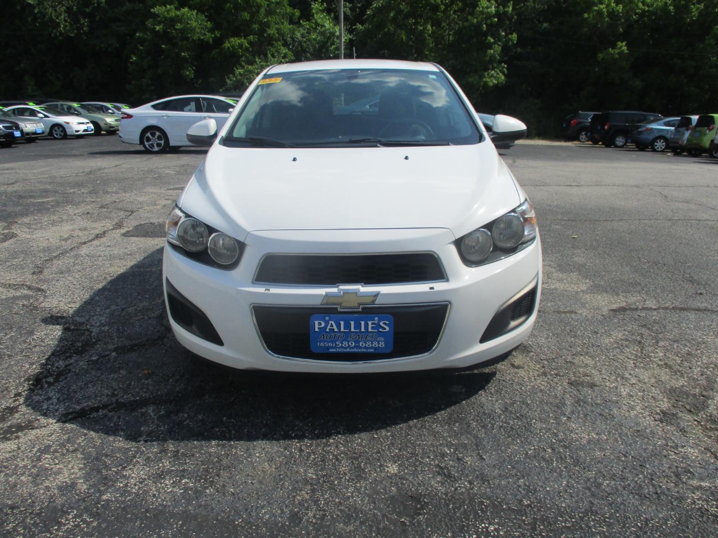 2015 WHITE Chevrolet Sonic (1G1JC6SG9F4) , AUTOMATIC transmission, located at 540a Delsea Drive, Sewell, NJ, 08080, (856) 589-6888, 39.752560, -75.111206 - Photo#11