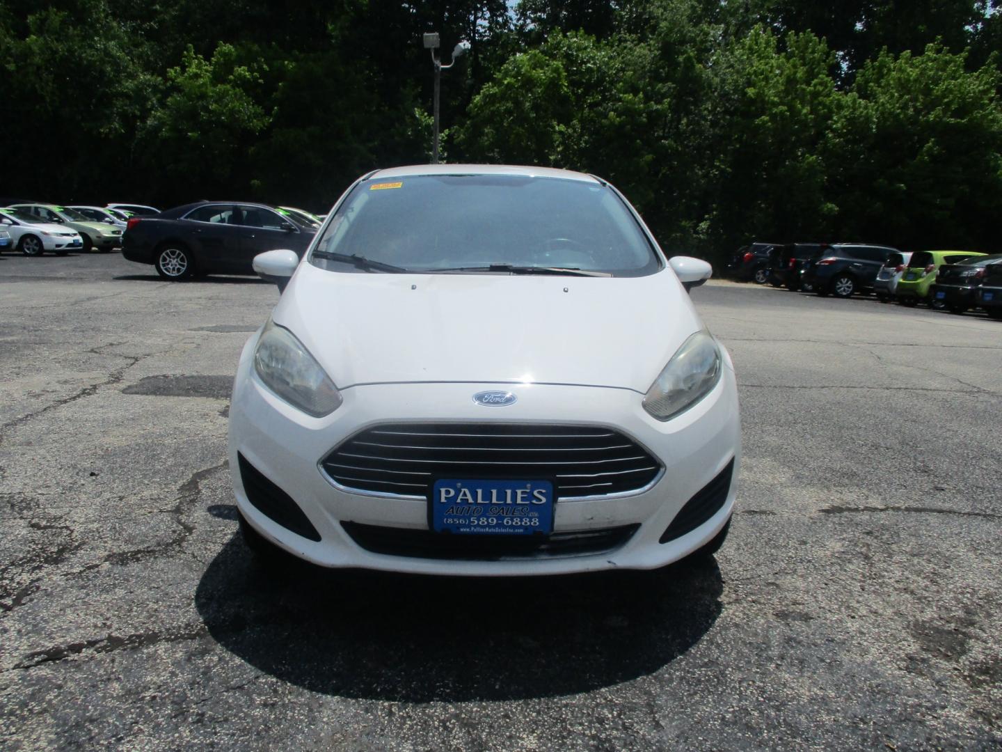 2016 WHITE Ford Fiesta SE Sedan (3FADP4BJ6GM) with an 1.6L L4 DOHC 16V engine, AUTOMATIC transmission, located at 540a Delsea Drive, Sewell, NJ, 08080, (856) 589-6888, 39.752560, -75.111206 - Photo#10