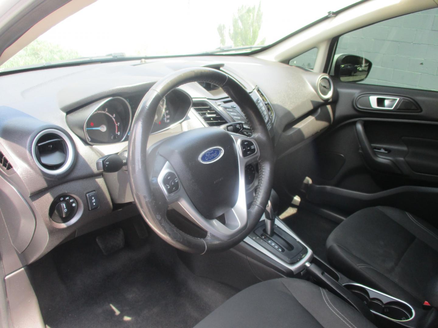 2016 WHITE Ford Fiesta SE Sedan (3FADP4BJ6GM) with an 1.6L L4 DOHC 16V engine, AUTOMATIC transmission, located at 540a Delsea Drive, Sewell, NJ, 08080, (856) 589-6888, 39.752560, -75.111206 - Photo#12