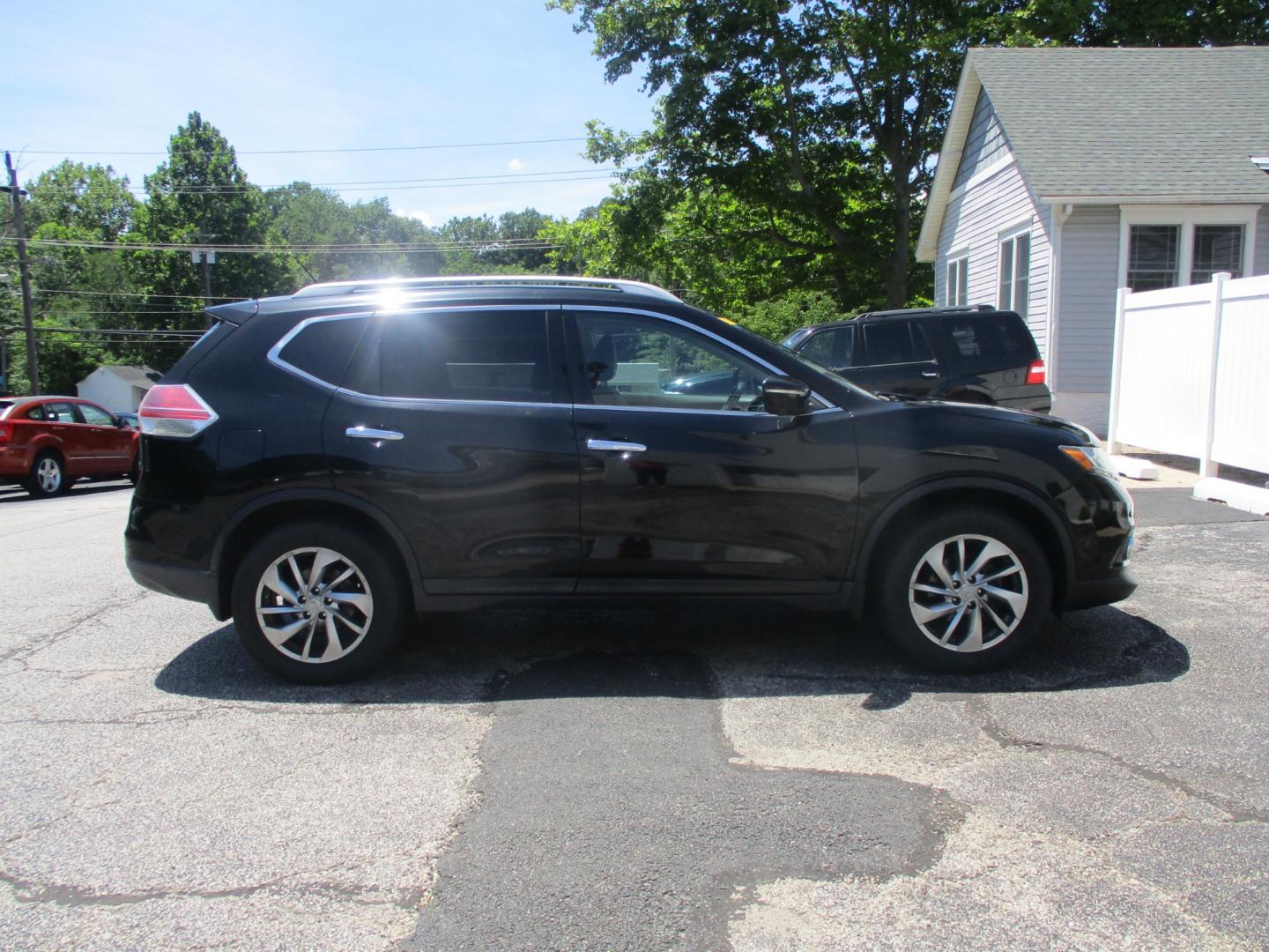 2014 BLACK Nissan Rogue (5N1AT2MV8EC) , AUTOMATIC transmission, located at 540a Delsea Drive, Sewell, NJ, 08080, (856) 589-6888, 39.752560, -75.111206 - Photo#6