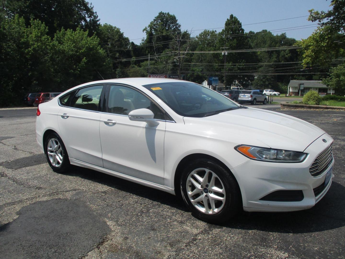 2016 WHITE Ford Fusion (3FA6P0H74GR) , AUTOMATIC transmission, located at 540a Delsea Drive, Sewell, NJ, 08080, (856) 589-6888, 39.752560, -75.111206 - Photo#10