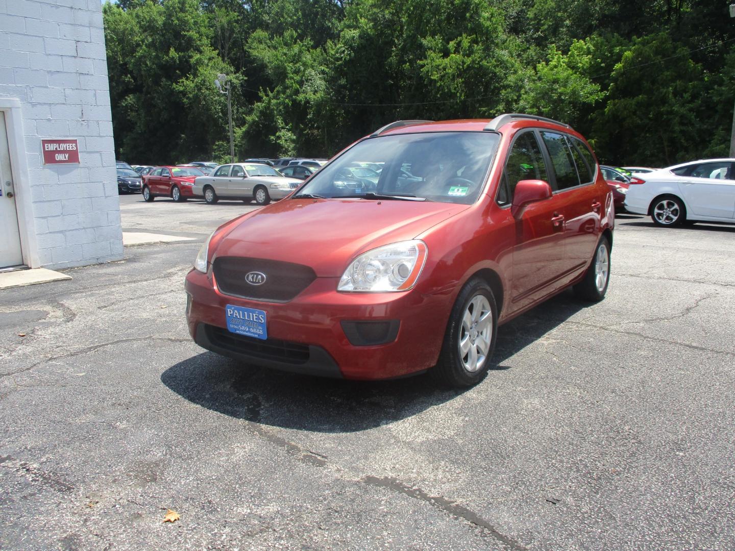 2008 RED Kia Rondo (KNAFG526187) , located at 540a Delsea Drive, Sewell, NJ, 08080, (856) 589-6888, 39.752560, -75.111206 - Photo#0