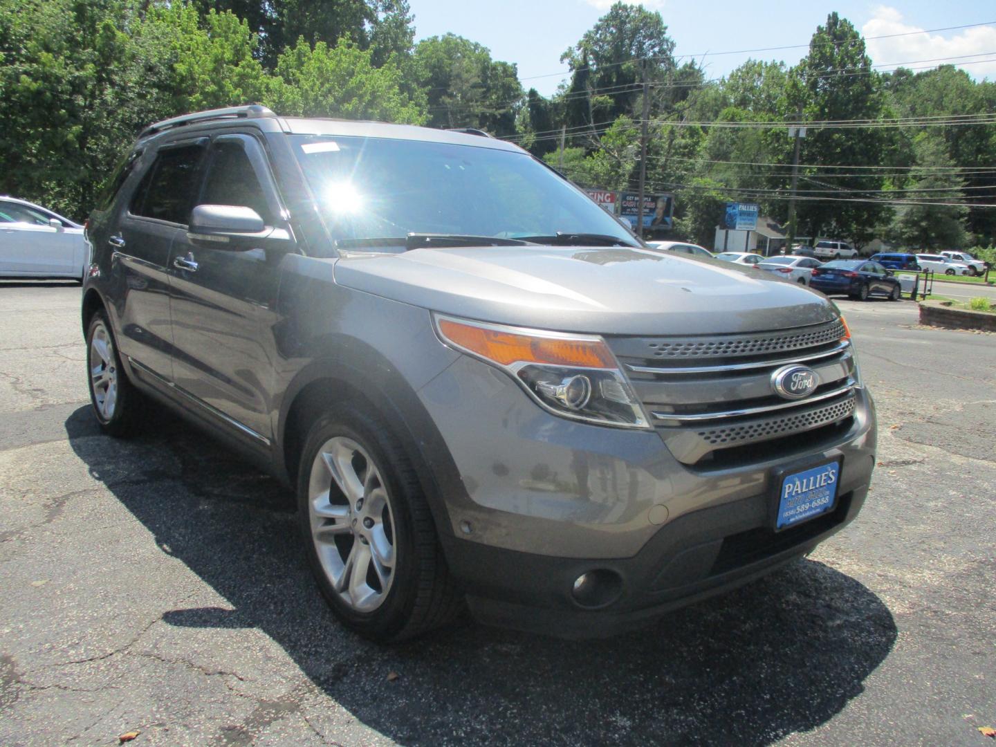 2012 GRAY Ford Explorer (1FMHK8F85CG) , AUTOMATIC transmission, located at 540a Delsea Drive, Sewell, NJ, 08080, (856) 589-6888, 39.752560, -75.111206 - Photo#8