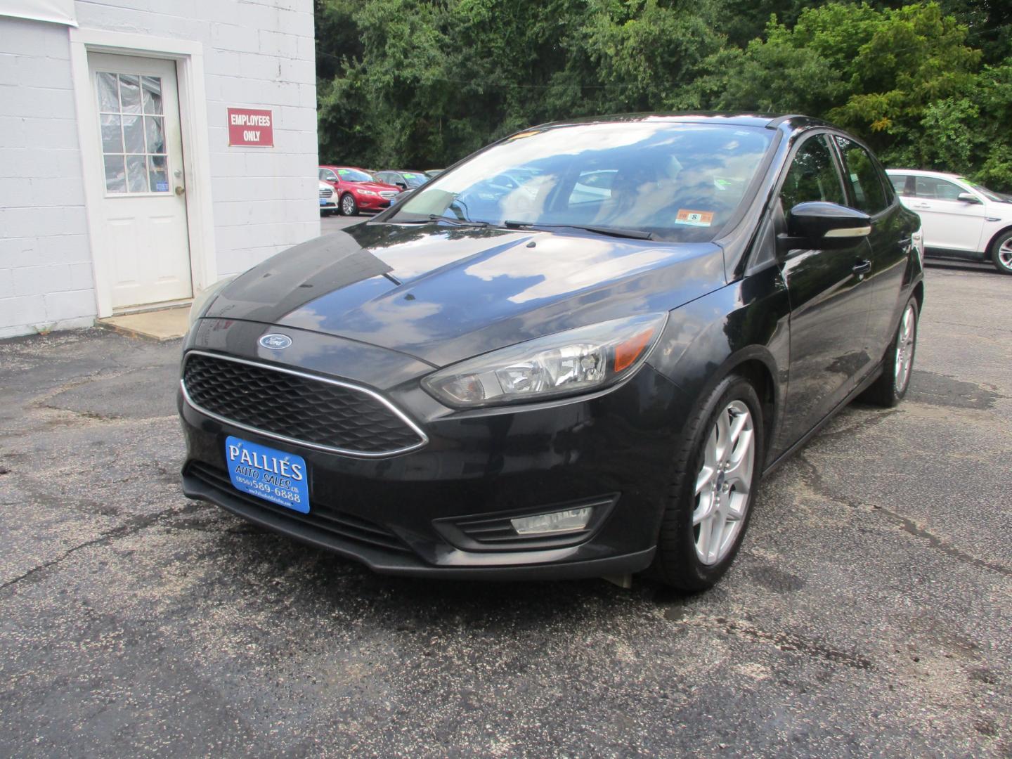 2015 BLACK Ford Focus (1FADP3F24FL) , AUTOMATIC transmission, located at 540a Delsea Drive, Sewell, NJ, 08080, (856) 589-6888, 39.752560, -75.111206 - Photo#0