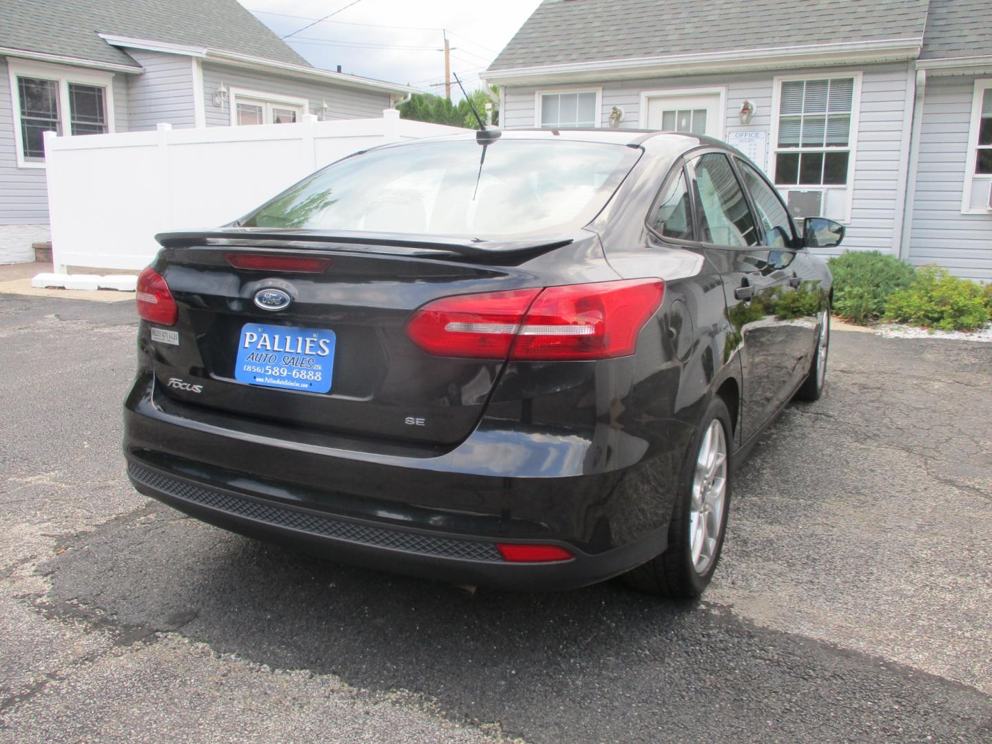 2015 BLACK Ford Focus (1FADP3F24FL) , AUTOMATIC transmission, located at 540a Delsea Drive, Sewell, NJ, 08080, (856) 589-6888, 39.752560, -75.111206 - Photo#7