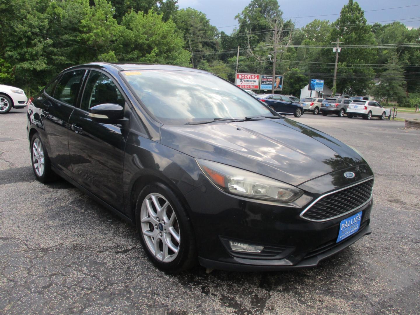 2015 BLACK Ford Focus (1FADP3F24FL) , AUTOMATIC transmission, located at 540a Delsea Drive, Sewell, NJ, 08080, (856) 589-6888, 39.752560, -75.111206 - Photo#9