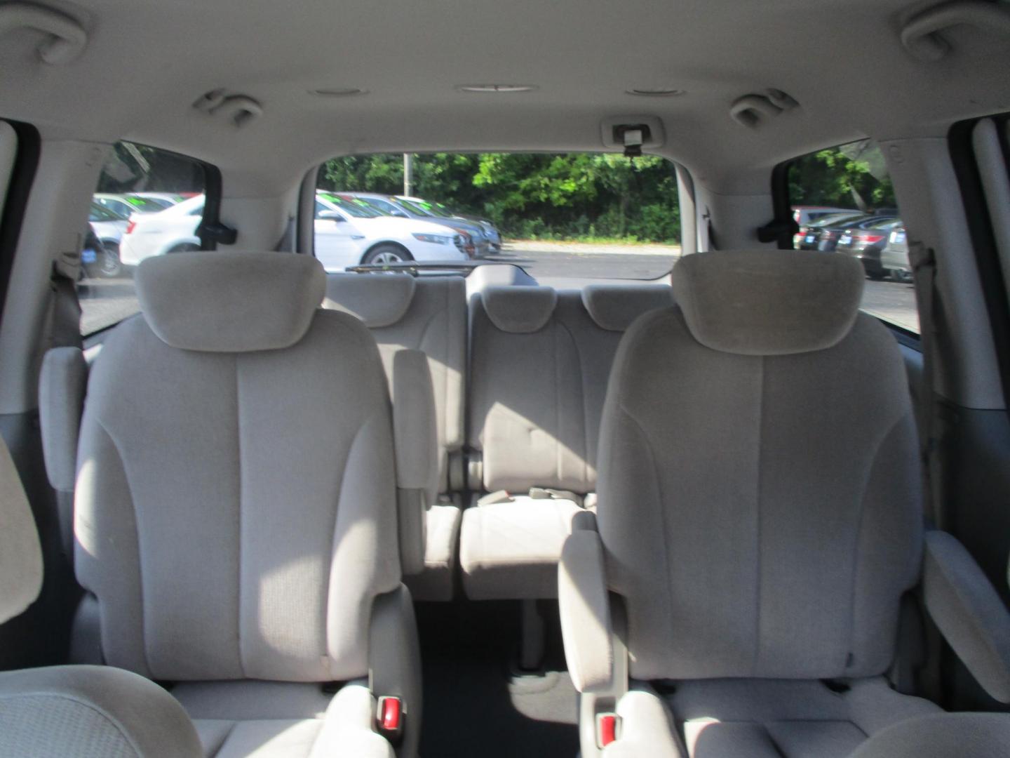 2008 Kia Sedona EX LWB (KNDMB233886) with an 3.8L V6 DOHC 24V engine, 5-Speed Automatic Overdrive transmission, located at 540a Delsea Drive, Sewell, NJ, 08080, (856) 589-6888, 39.752560, -75.111206 - Photo#21