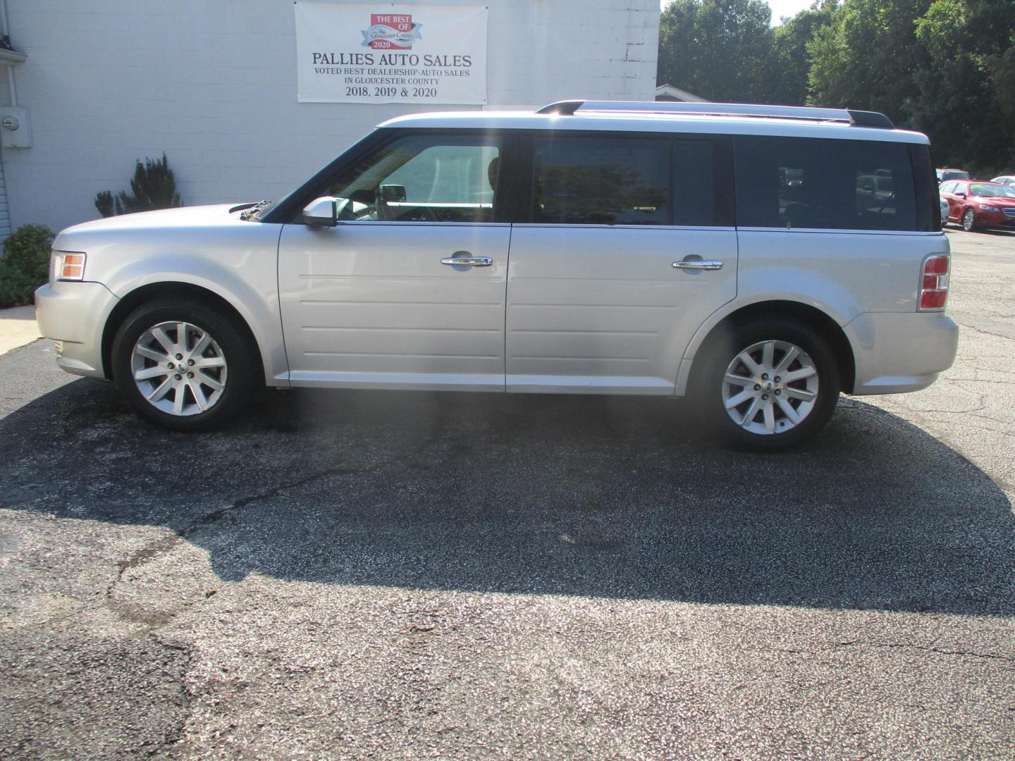 2012 Ford Flex SEL AWD (2FMHK6CC1CB) with an 3.5L V6 DOHC 24V engine, 6-Speed Automatic Overdrive transmission, located at 540a Delsea Drive, Sewell, NJ, 08080, (856) 589-6888, 39.752560, -75.111206 - Photo#0