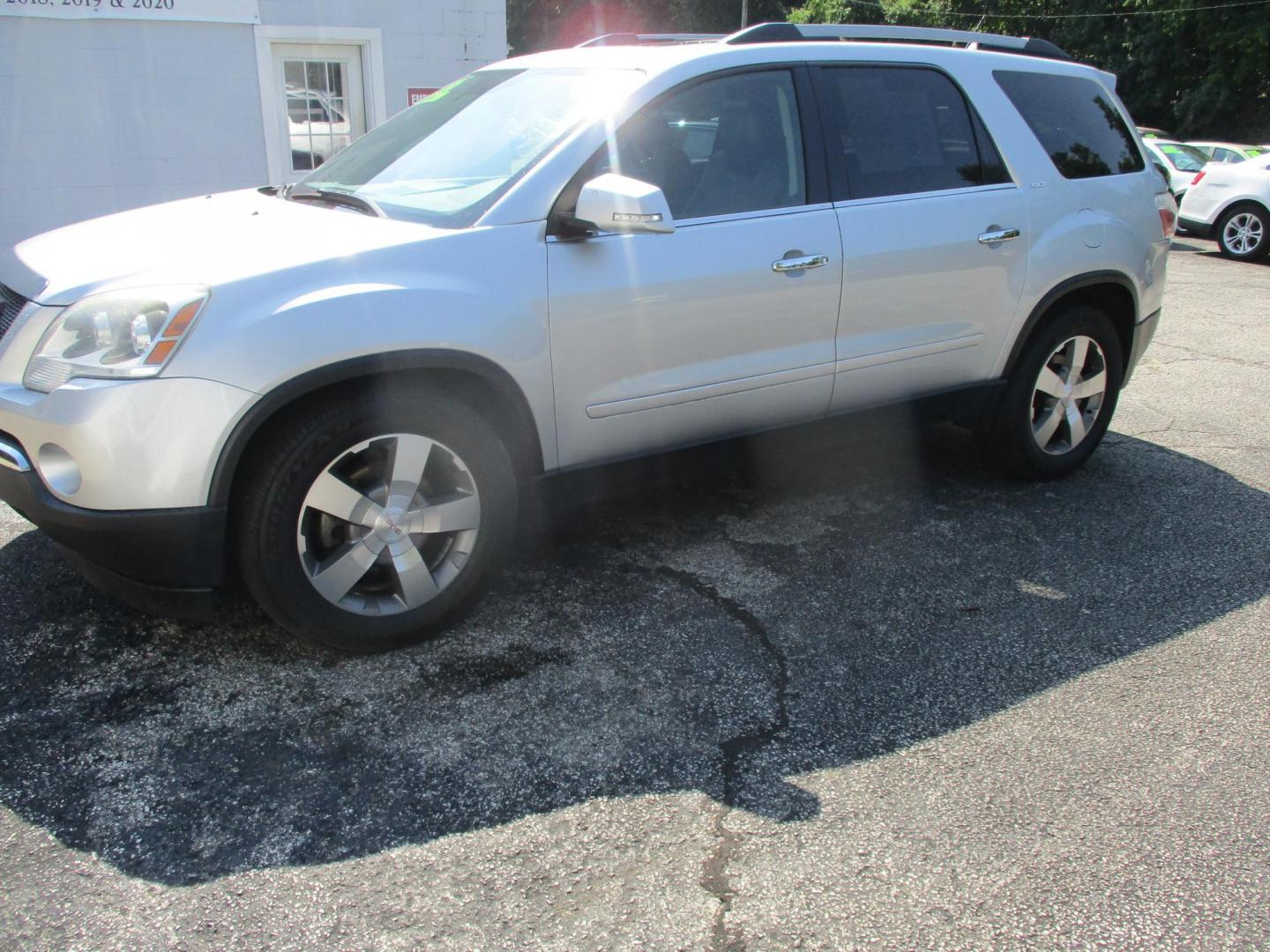 2012 GMC Acadia SLT-1 AWD (1GKKVRED4CJ) with an 3.6L V6 DOHC 24V engine, 6-Speed Automatic transmission, located at 540a Delsea Drive, Sewell, NJ, 08080, (856) 589-6888, 39.752560, -75.111206 - Photo#0