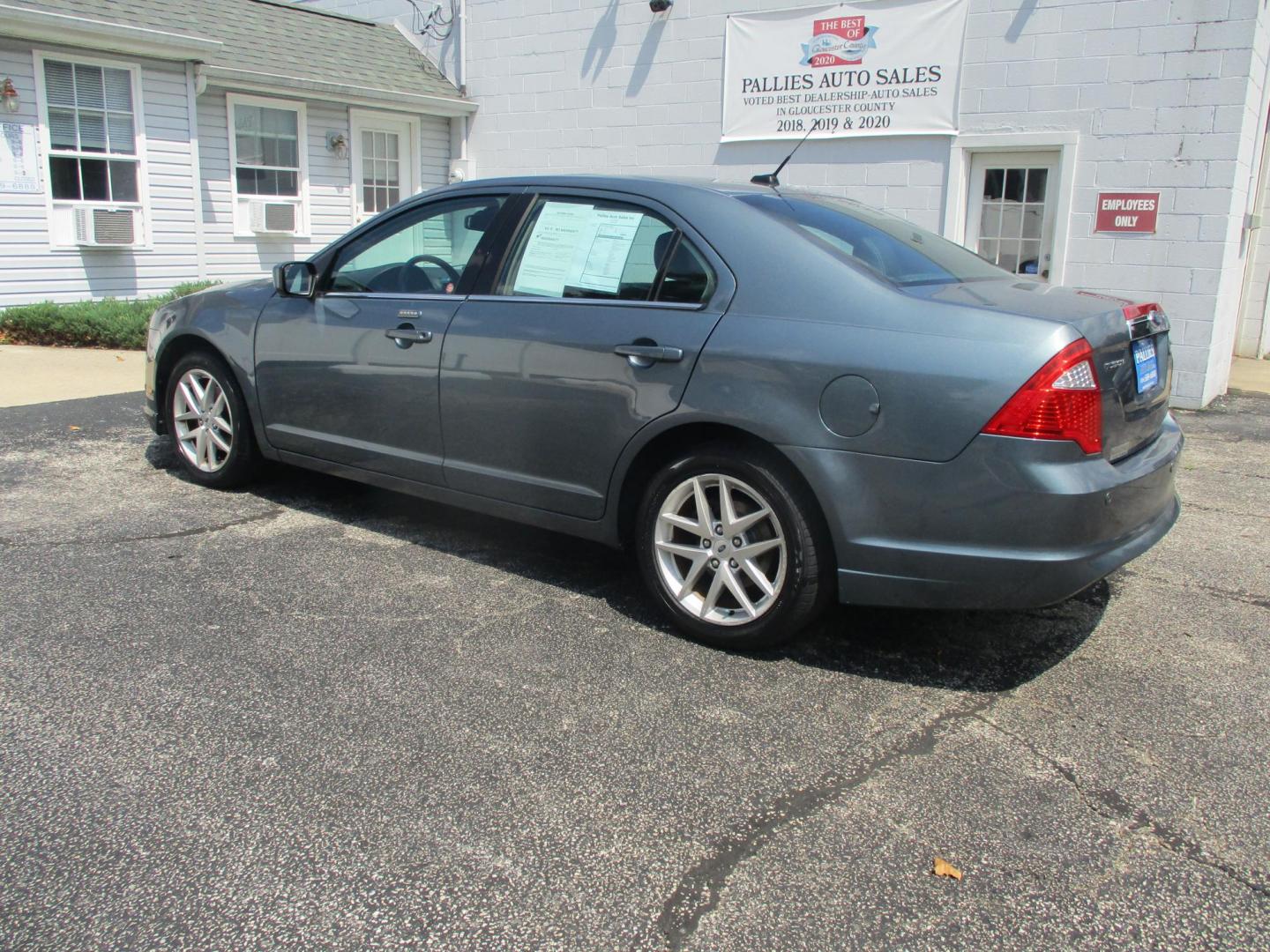 2012 Ford Fusion SEL (3FAHP0JA2CR) with an 2.5L L4 DOHC 16V engine, AUTOMATIC transmission, located at 540a Delsea Drive, Sewell, NJ, 08080, (856) 589-6888, 39.752560, -75.111206 - Photo#4