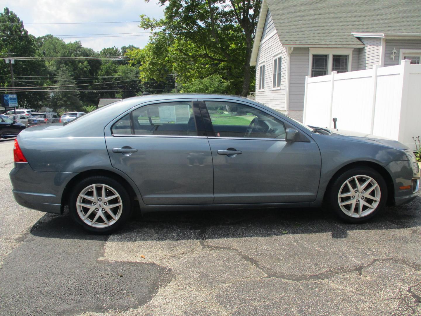 2012 Ford Fusion SEL (3FAHP0JA2CR) with an 2.5L L4 DOHC 16V engine, AUTOMATIC transmission, located at 540a Delsea Drive, Sewell, NJ, 08080, (856) 589-6888, 39.752560, -75.111206 - Photo#9