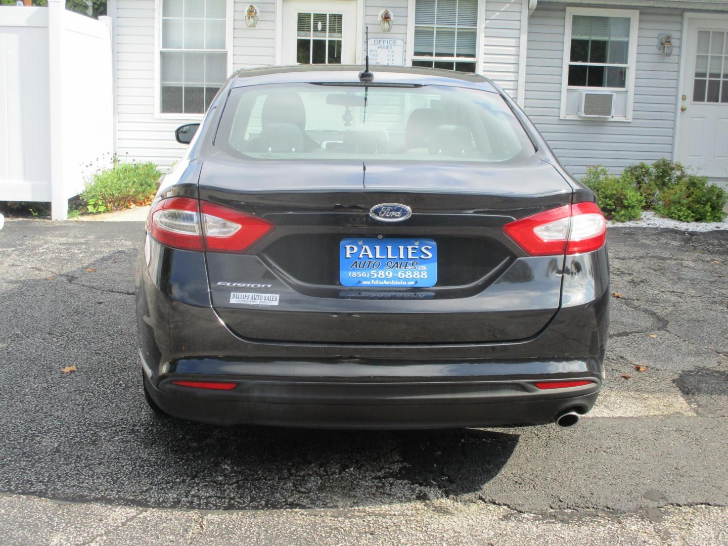 2015 Ford Fusion S (3FA6P0G70FR) with an 2.5L L4 DOHC 16V engine, AUTOMATIC transmission, located at 540a Delsea Drive, Sewell, NJ, 08080, (856) 589-6888, 39.752560, -75.111206 - Photo#8