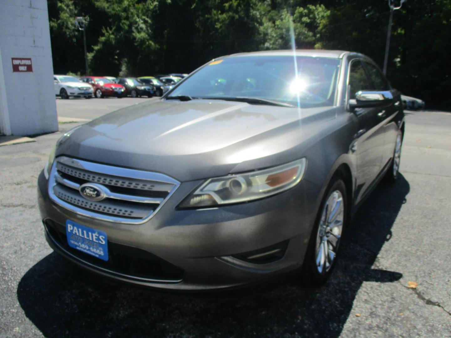 2011 Ford Taurus Limited FWD (1FAHP2FW1BG) with an 3.5L V6 DOHC 24V engine, 6-Speed Automatic transmission, located at 540a Delsea Drive, Sewell, NJ, 08080, (856) 589-6888, 39.752560, -75.111206 - Photo#0