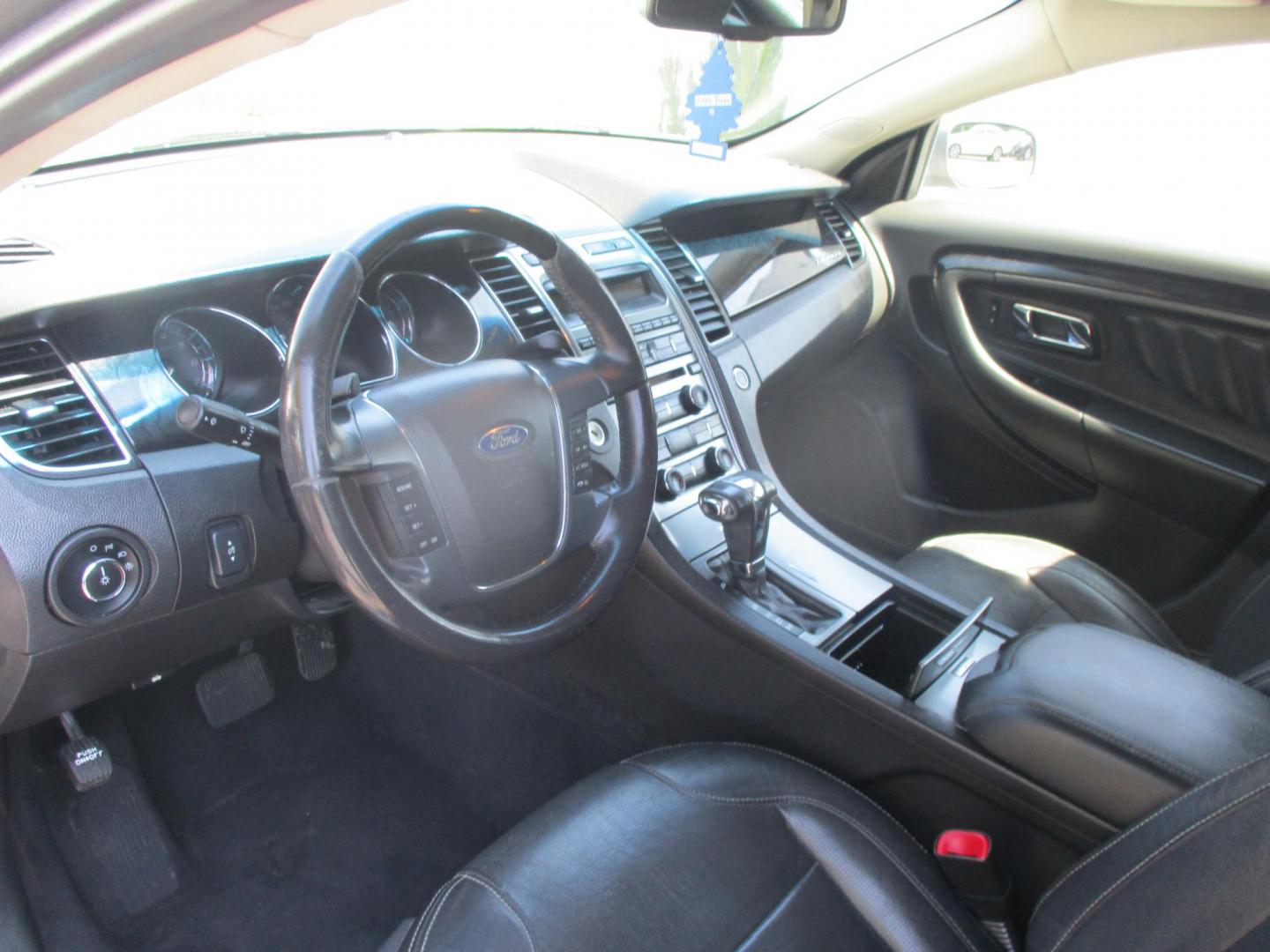 2011 Ford Taurus Limited FWD (1FAHP2FW1BG) with an 3.5L V6 DOHC 24V engine, 6-Speed Automatic transmission, located at 540a Delsea Drive, Sewell, NJ, 08080, (856) 589-6888, 39.752560, -75.111206 - Photo#14