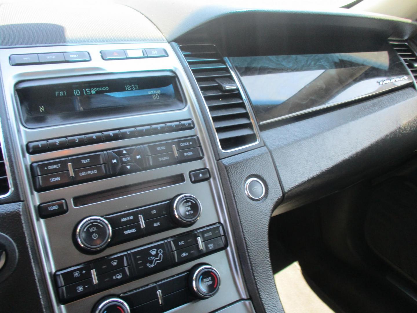 2011 Ford Taurus Limited FWD (1FAHP2FW1BG) with an 3.5L V6 DOHC 24V engine, 6-Speed Automatic transmission, located at 540a Delsea Drive, Sewell, NJ, 08080, (856) 589-6888, 39.752560, -75.111206 - Photo#22