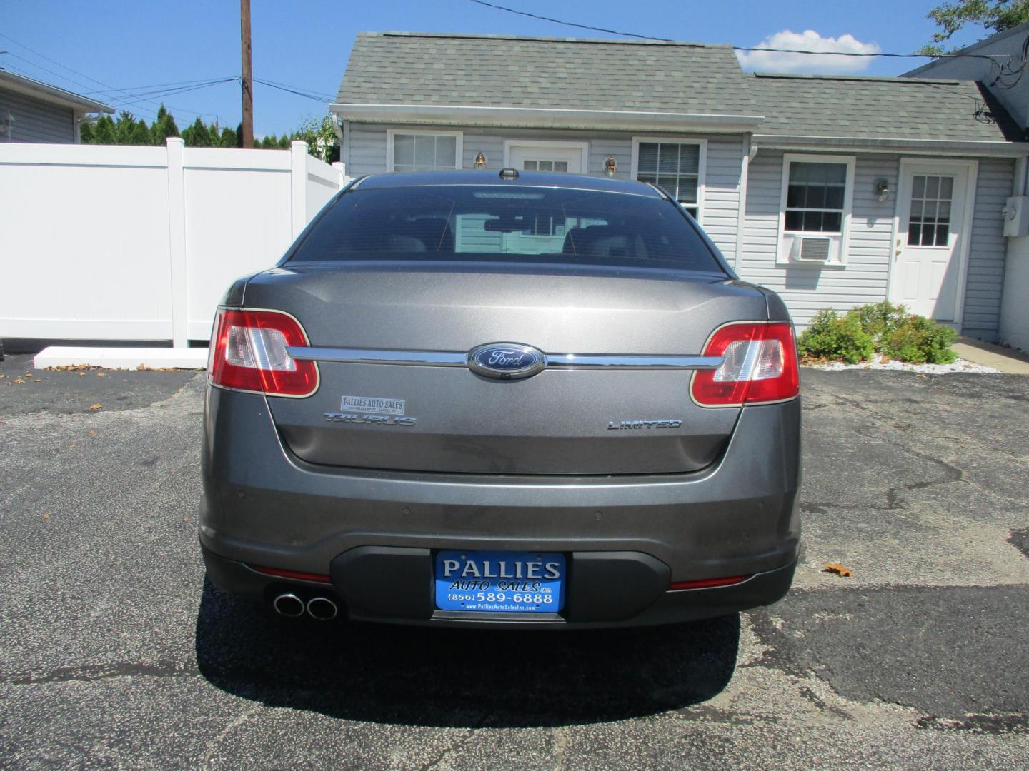 2011 Ford Taurus Limited FWD (1FAHP2FW1BG) with an 3.5L V6 DOHC 24V engine, 6-Speed Automatic transmission, located at 540a Delsea Drive, Sewell, NJ, 08080, (856) 589-6888, 39.752560, -75.111206 - Photo#6